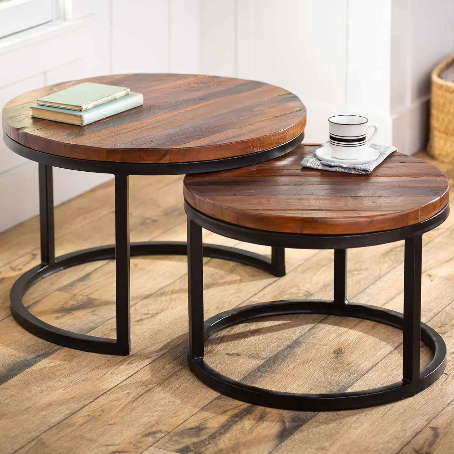 Accent Tables>Plow & Hearth Allegheny Reclaimed Wood Round Nesting Tables, Set of 2