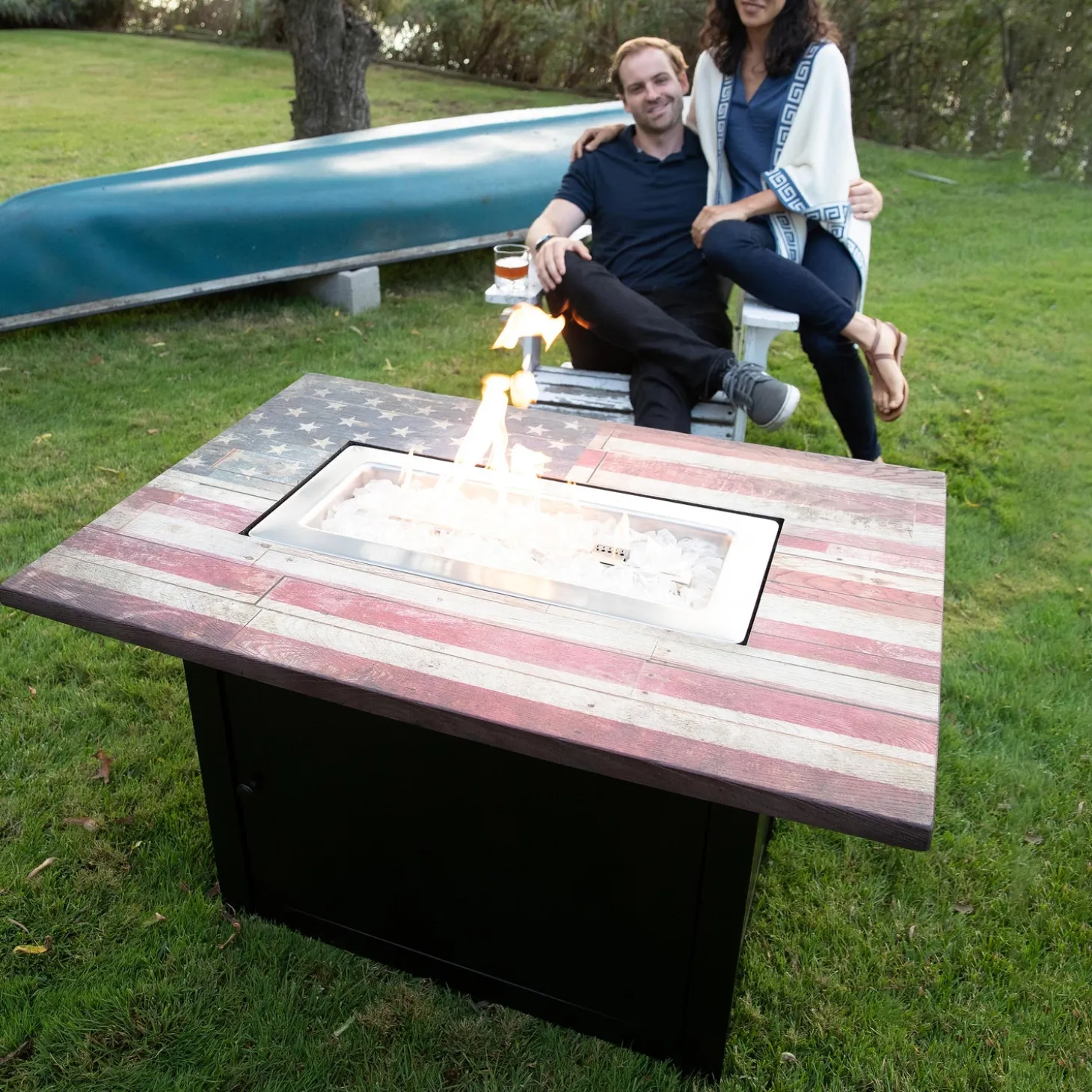 Fire Pits | Fire Pits>Plow & Hearth Americana Propane Gas Fire Pit with Faux Wood Tabletop and Glass Rocks