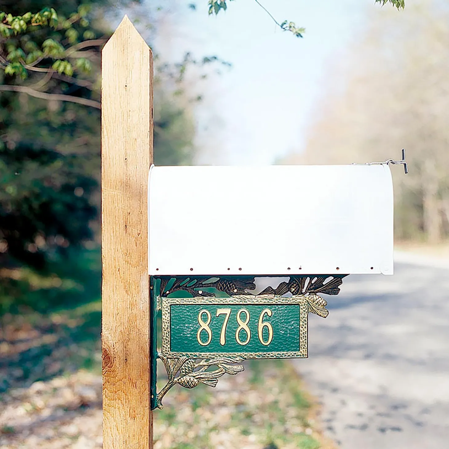 Address Signs & Wall Plaques>Plow & Hearth American-Made Personalized Pine Cone 2-Sided Mailbox Address Marker In Cast Aluminum