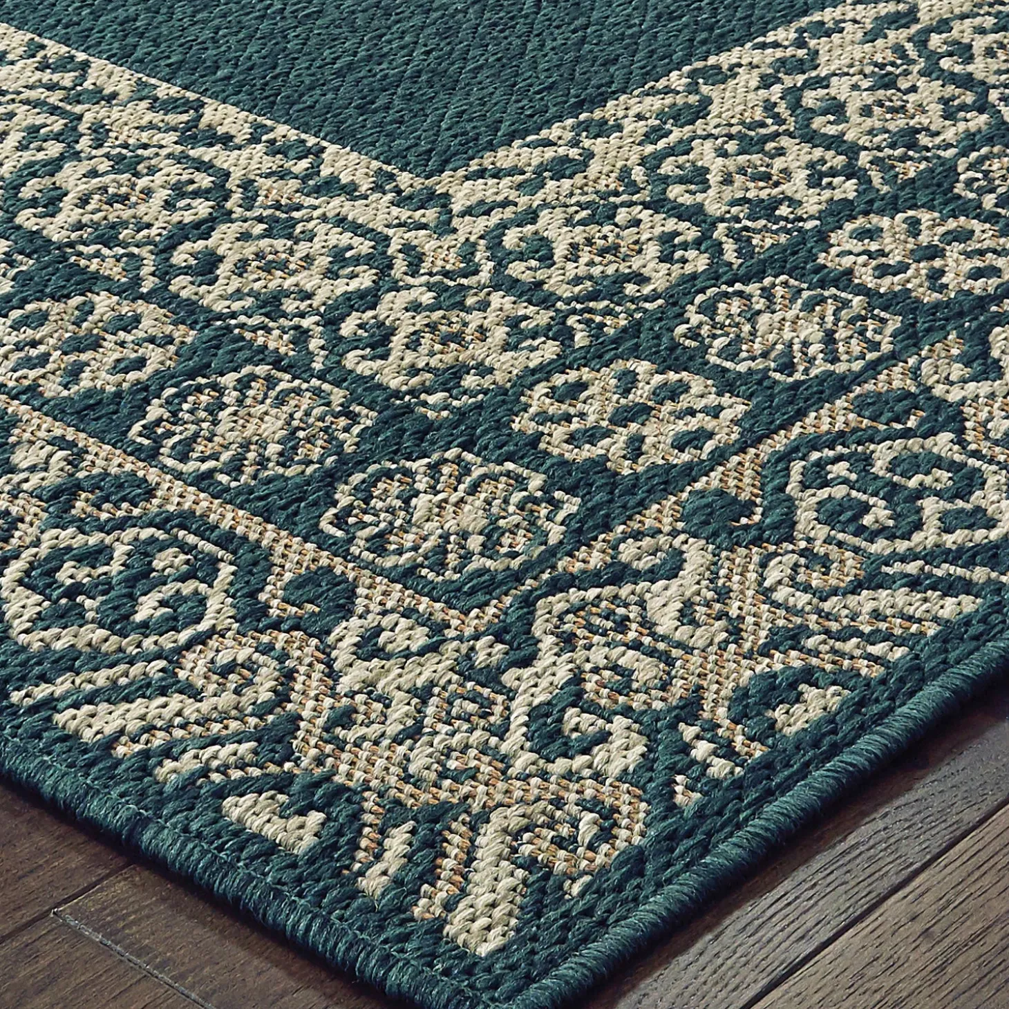 Area Rugs>Plow & Hearth Cambridge Lace Indoor/Outdoor Border Rug, 6'7" x 9'2" Blue