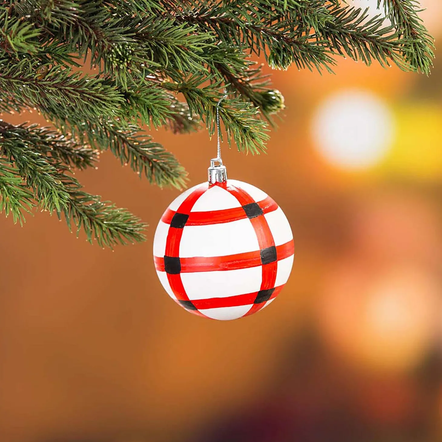 Lighted Trees & Garlands>Plow & Hearth Classic Cardinal Complete Christmas Tree Kit with 250 Lights and 140 Decorations, 7½'H