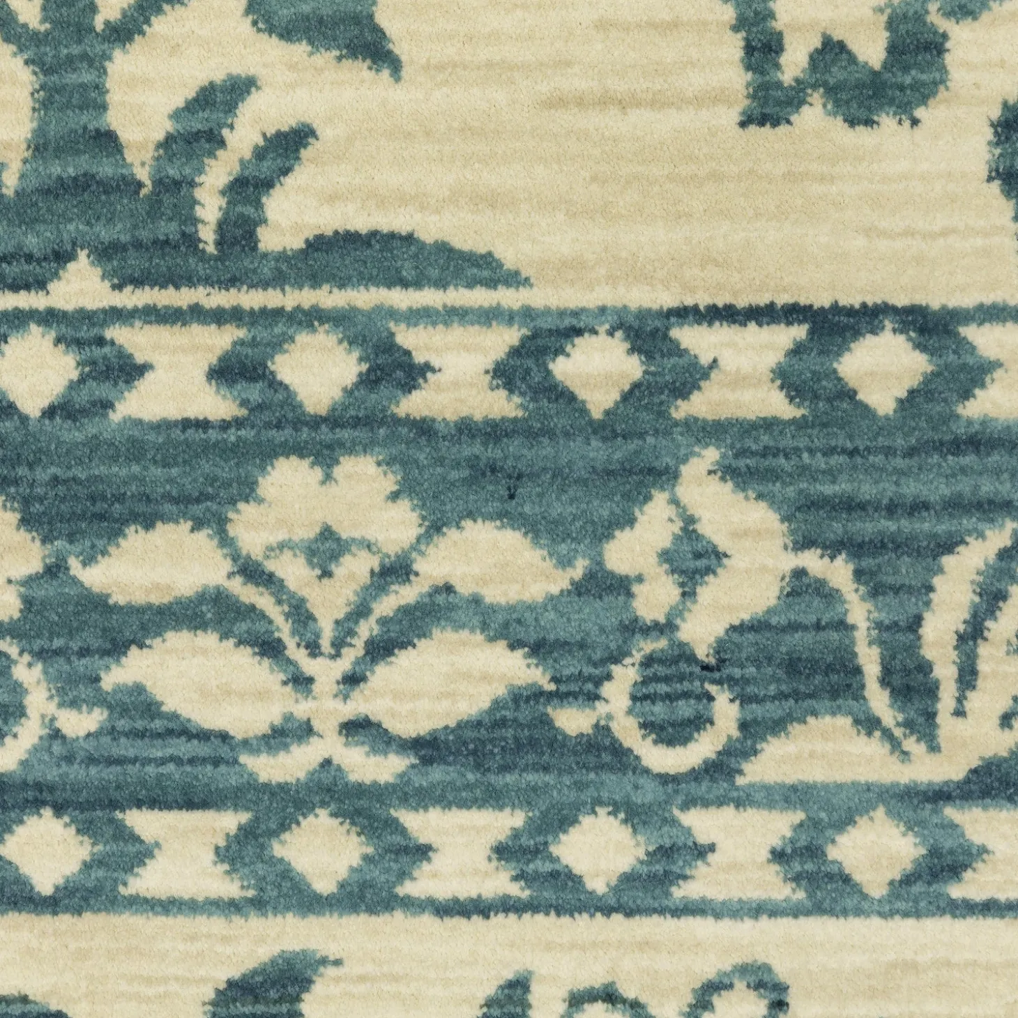 Area Rugs>Plow & Hearth Clover Hill Porcelain Polypropylene Rug, 9'10" x 12'10" Blue/Ivory