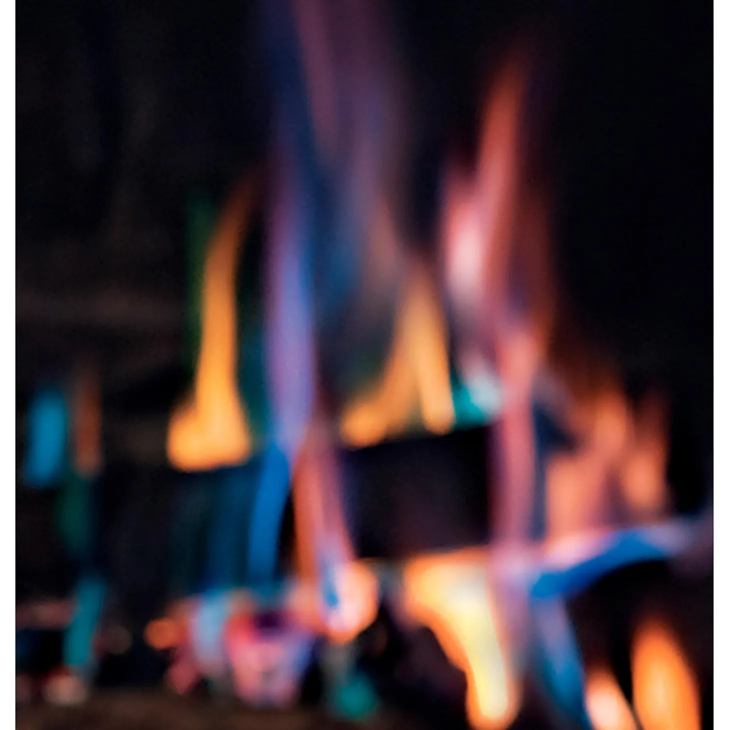 Fire Starters & Fatwood>Plow & Hearth Color-Changing Fireplace Color Cones, 5 lb. Bag