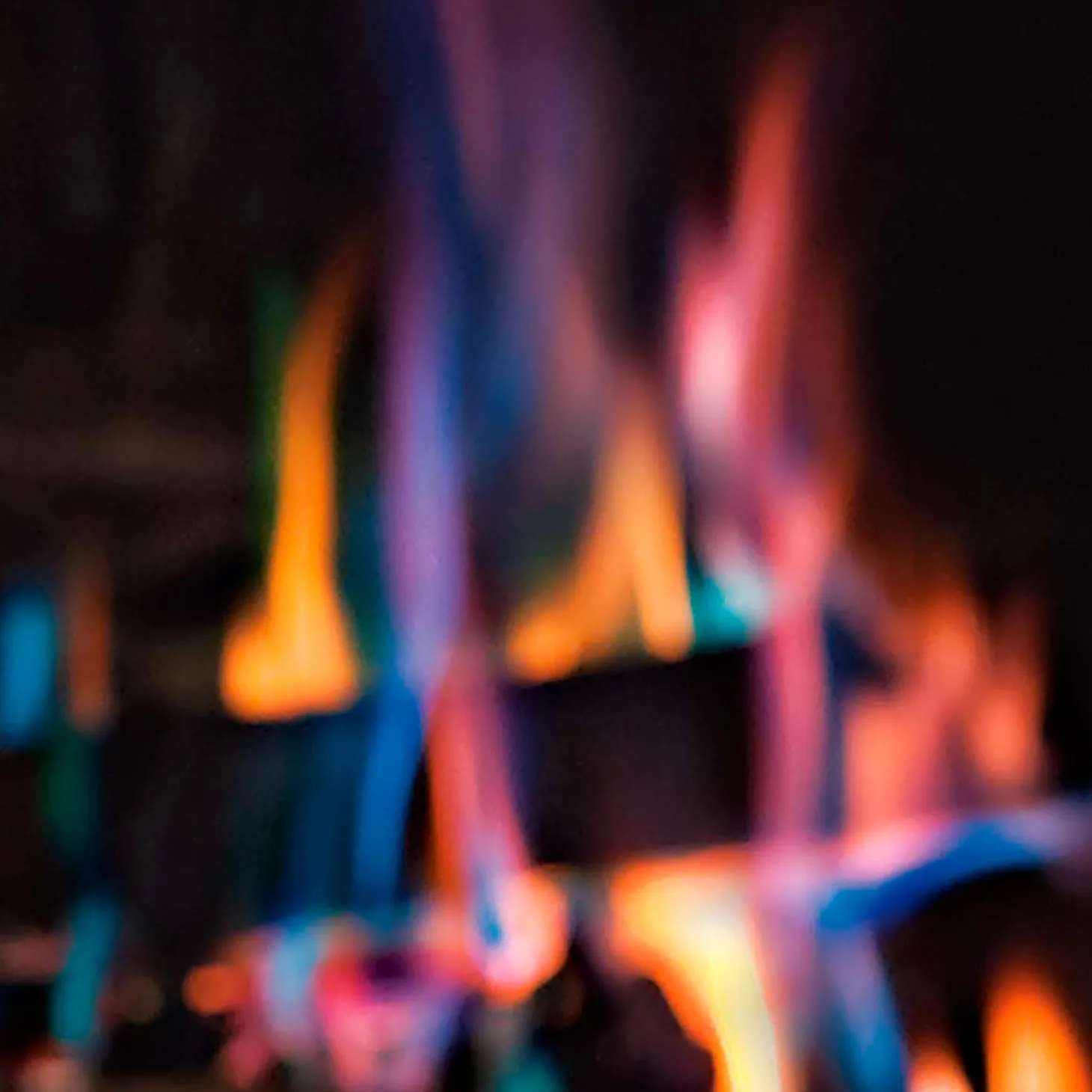 Fire Starters & Fatwood>Plow & Hearth Color-Changing Fireplace Color Cones, 5 lb. Bag