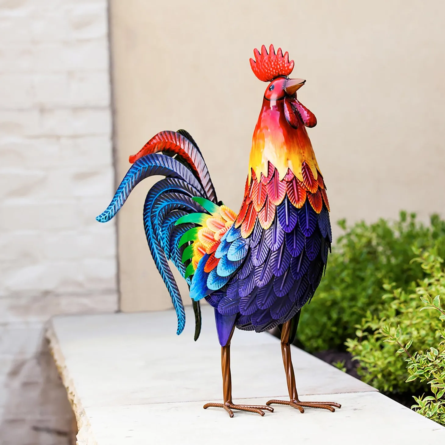 Garden Statues>Plow & Hearth Colorful Metal Rooster Garden Statue