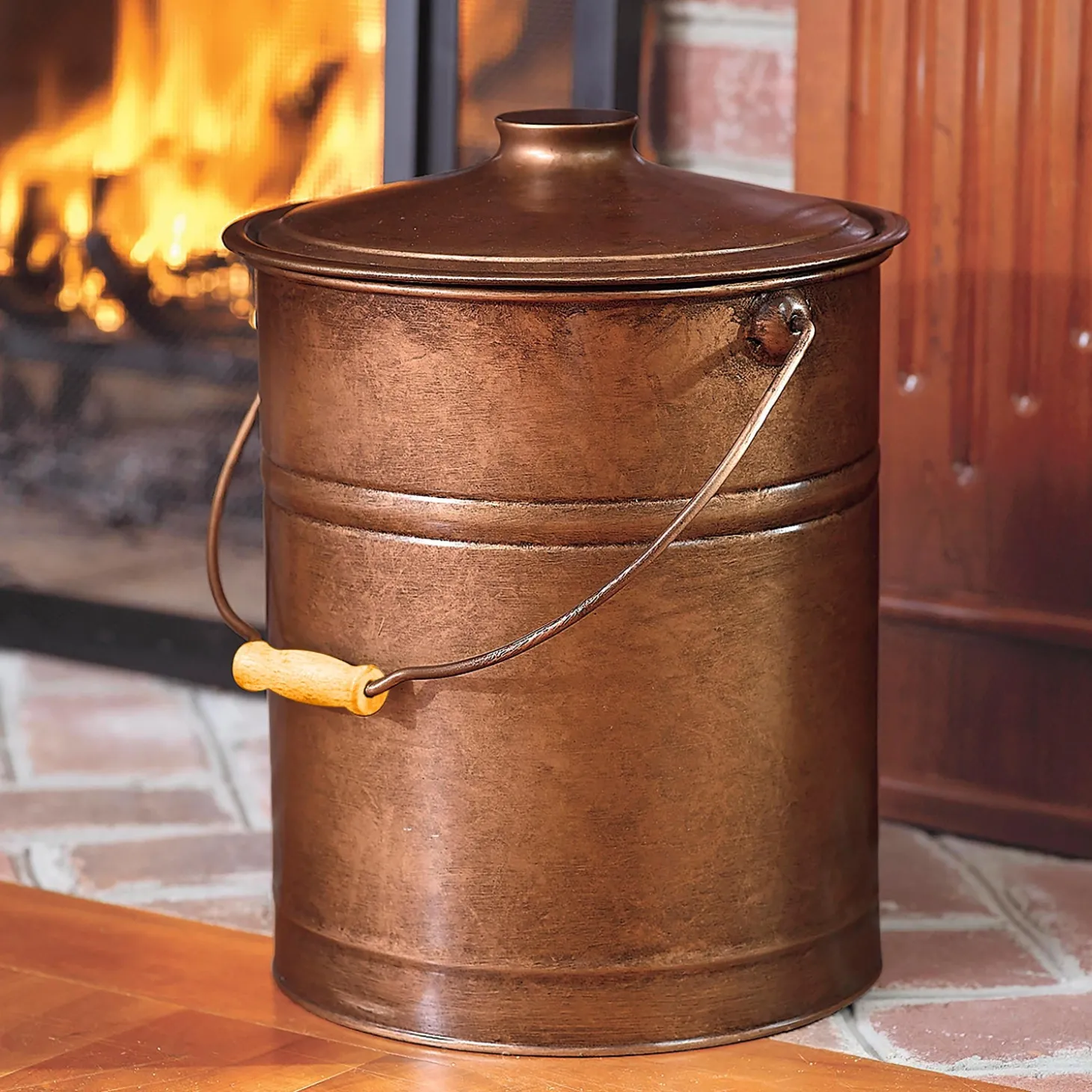 Fireplace Maintenance>Plow & Hearth Deluxe Galvanized Ash Bucket with Handle, Lid and Double-Layer Bottom Copper