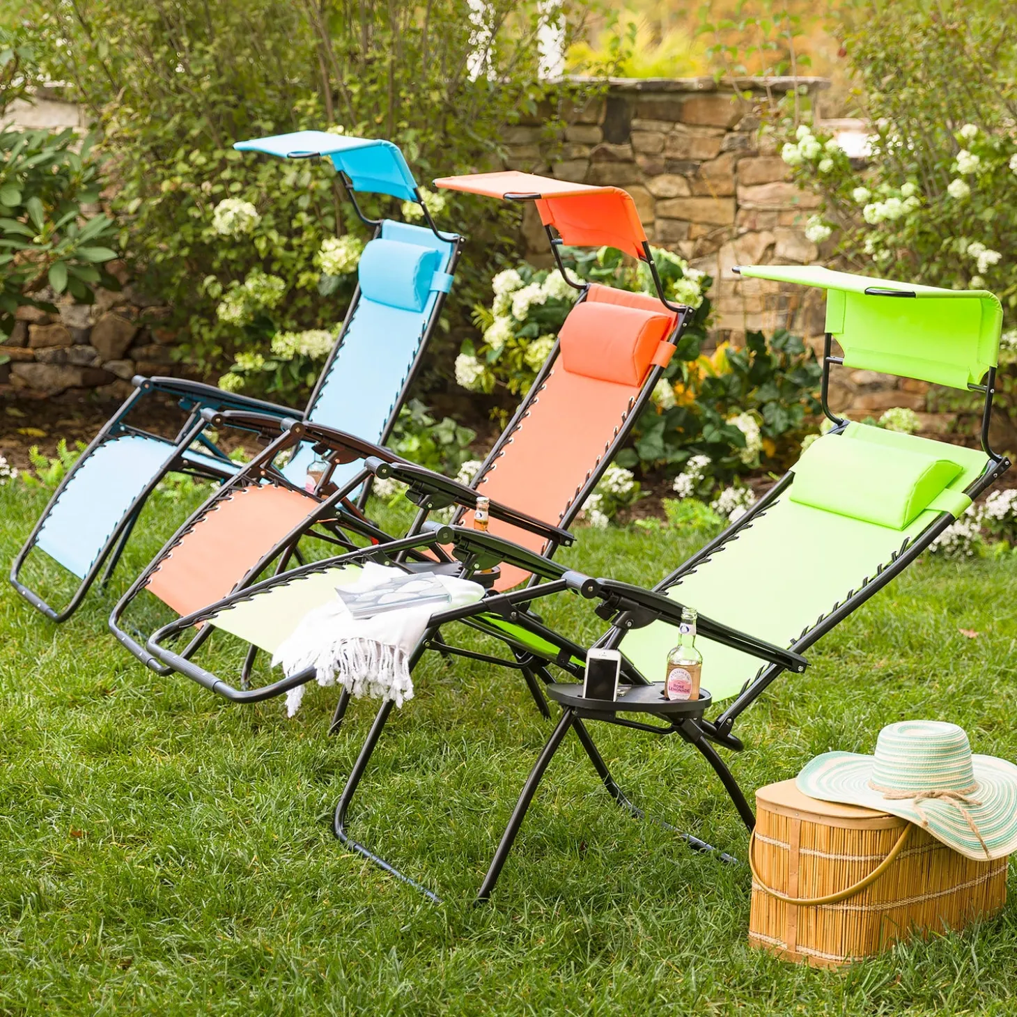 Chairs & Rockers | Rockers & Gliders>Plow & Hearth Deluxe Zero Gravity Chair With Awning, Table And Drink Holder