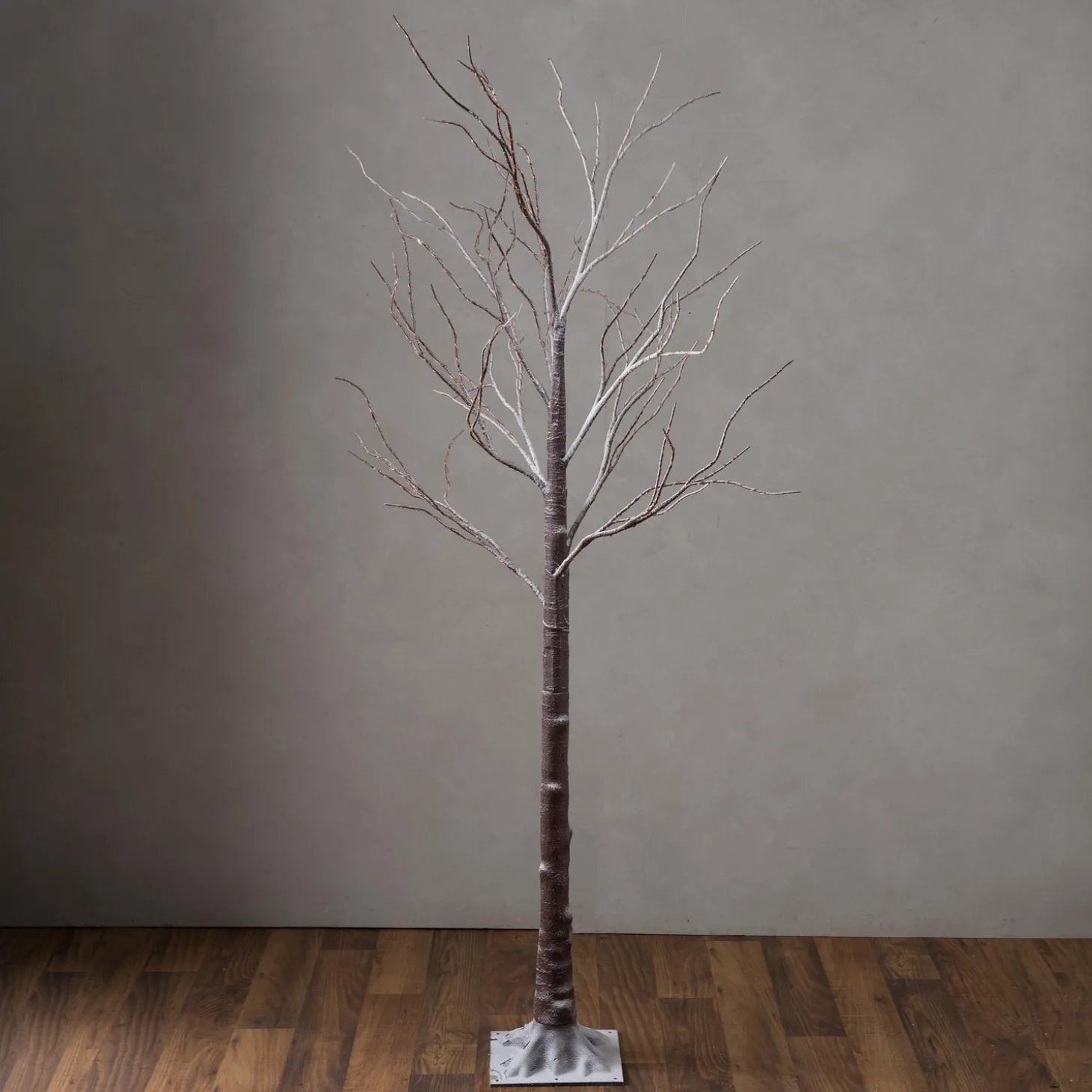Faux Flowers & Plants | Lighted Trees & Garlands>Plow & Hearth Extra Large Indoor/Outdoor Birch Tree with 750 Warm White Lights Brown
