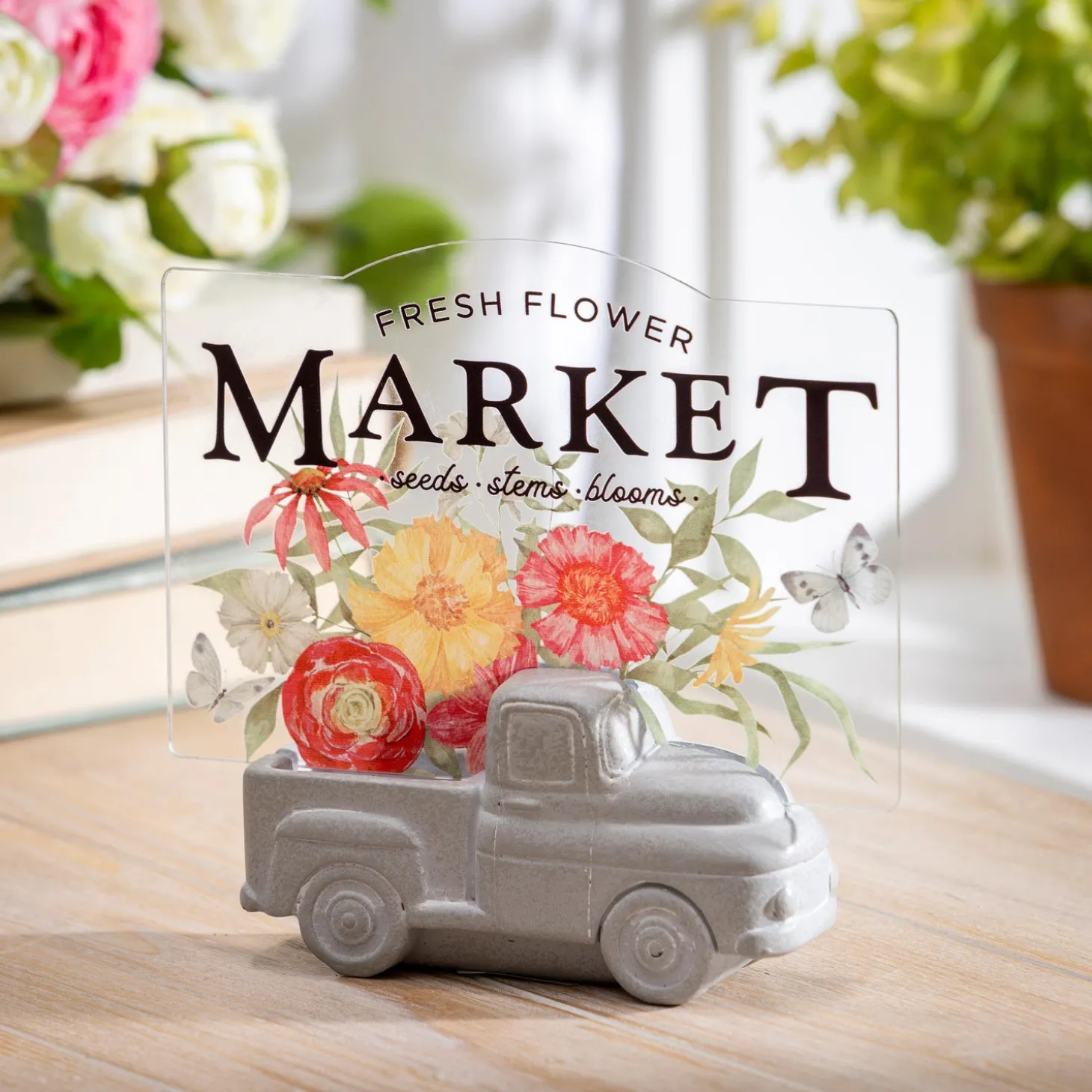 Decorative Accents>Plow & Hearth Floral Truck "Fresh Flower Market" Resin and Acrylic Table Decor, 6"L