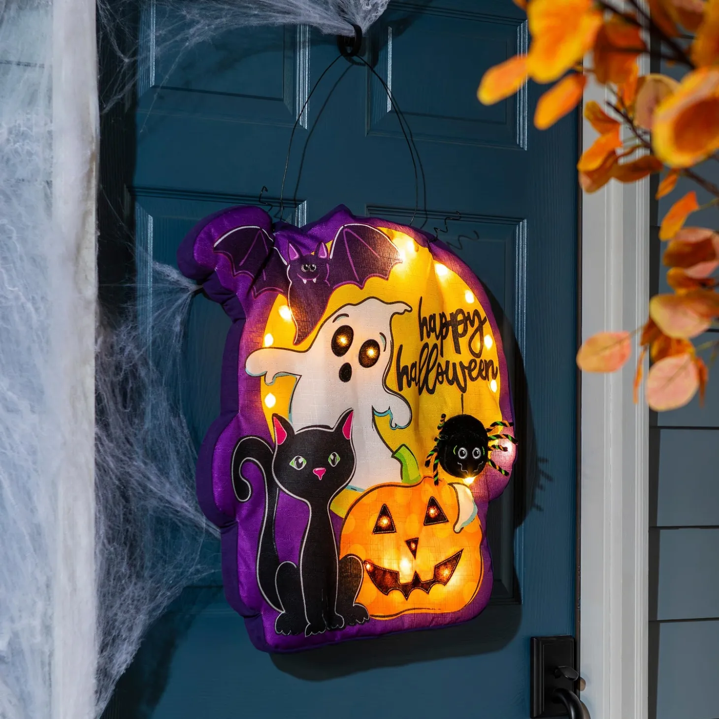 Fabric Door Hangers>Plow & Hearth Halloween Friends Lighted Estate Door Décor