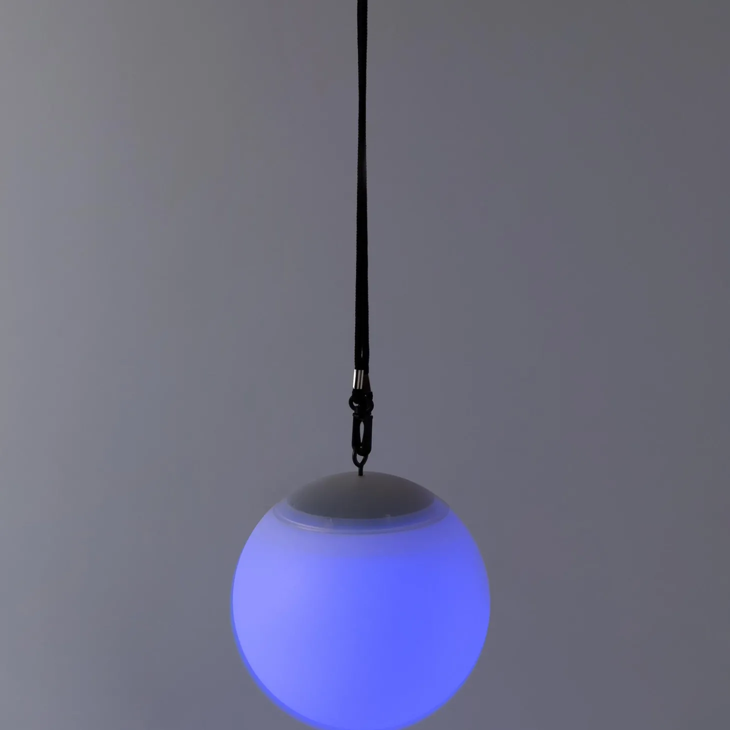 Lighted Garden Decorations | Lighted Accents>Plow & Hearth Hanging Solar Color Changing Sphere Light Black