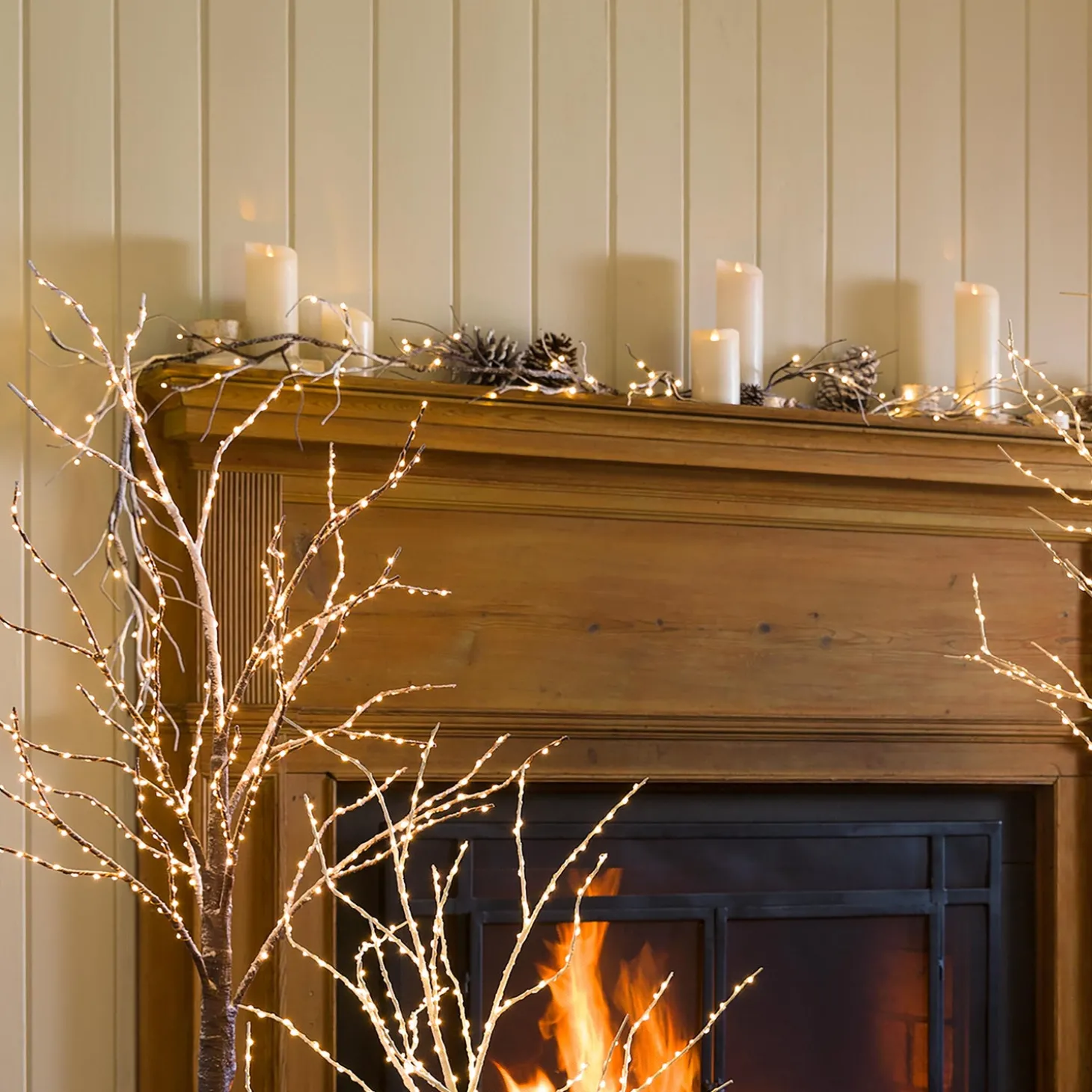 Faux Flowers & Plants | Lighted Trees & Garlands>Plow & Hearth Indoor/Outdoor Birch Garland with 165 Micro LED Lights, 5'L Brown