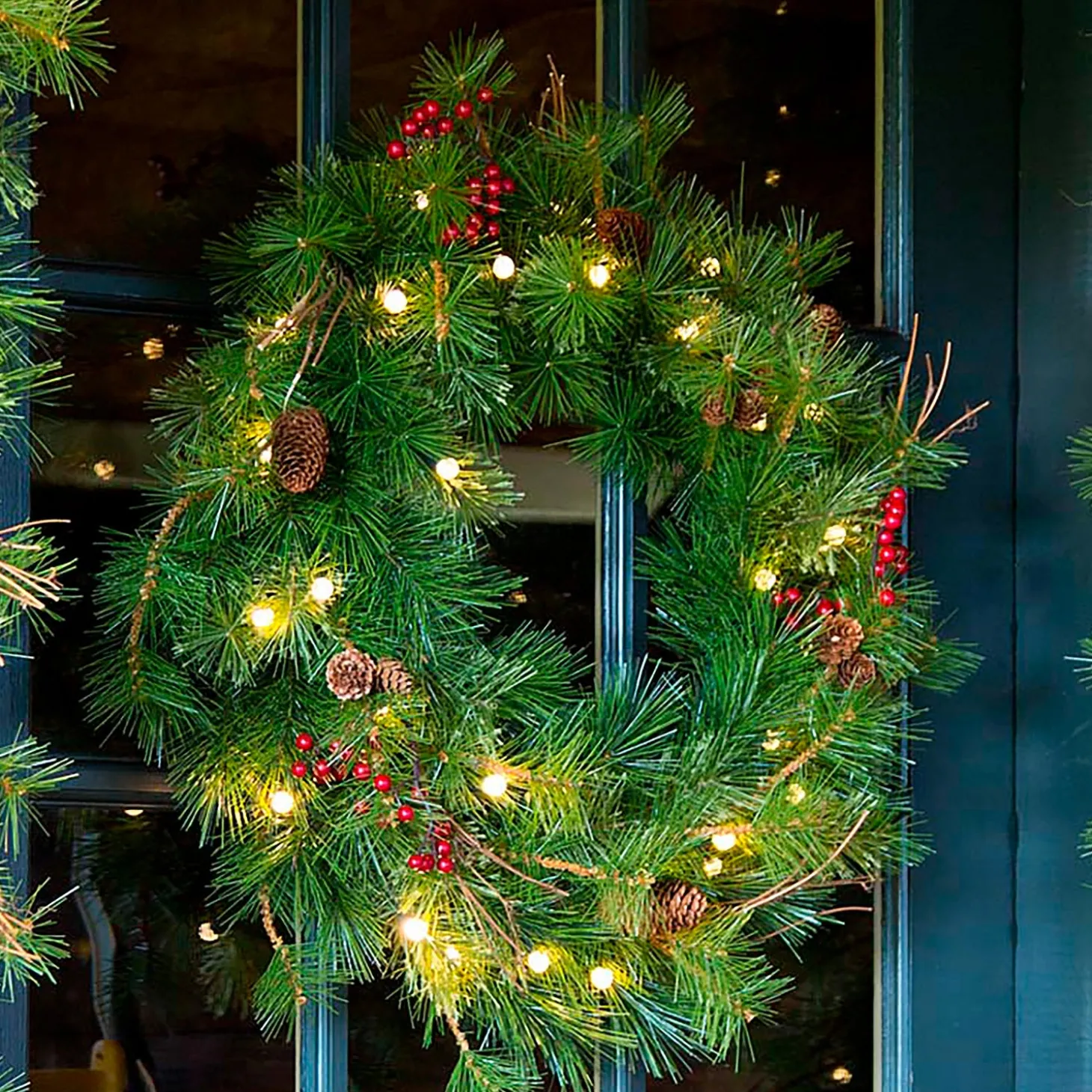 Wreaths | Faux Flowers & Plants>Plow & Hearth Indoor/Outdoor Blue Ridge Wreath with Battery-Operated Dual-Function Lights, 30" dia.