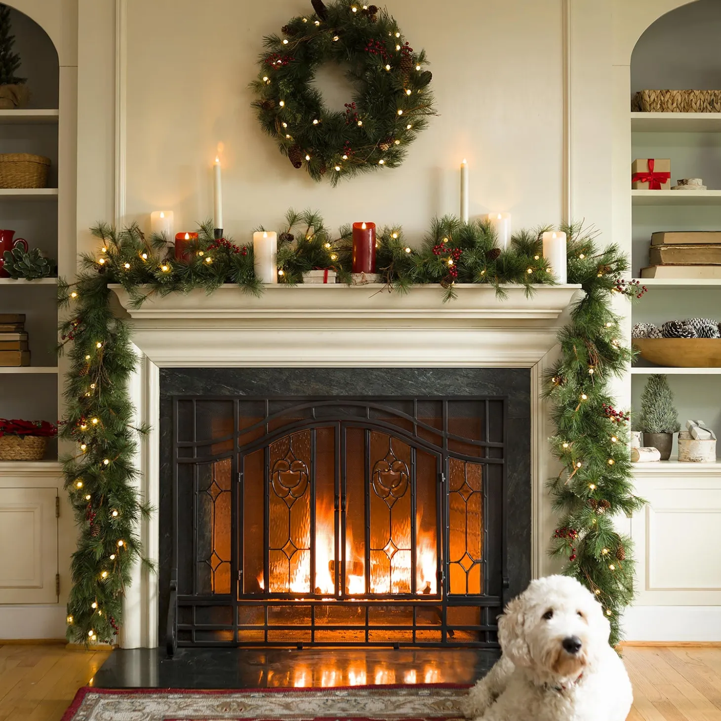 Wreaths>Plow & Hearth Indoor/Outdoor Blue Ridge Wreath with Battery-Operated Dual-Function Lights, 24" dia.