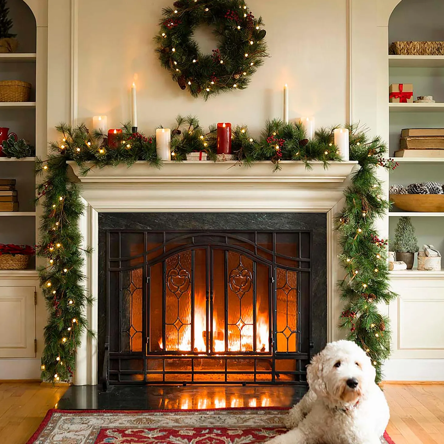 Wreaths | Faux Flowers & Plants>Plow & Hearth Indoor/Outdoor Blue Ridge Wreath with Battery-Operated Dual-Function Lights, 30" dia.