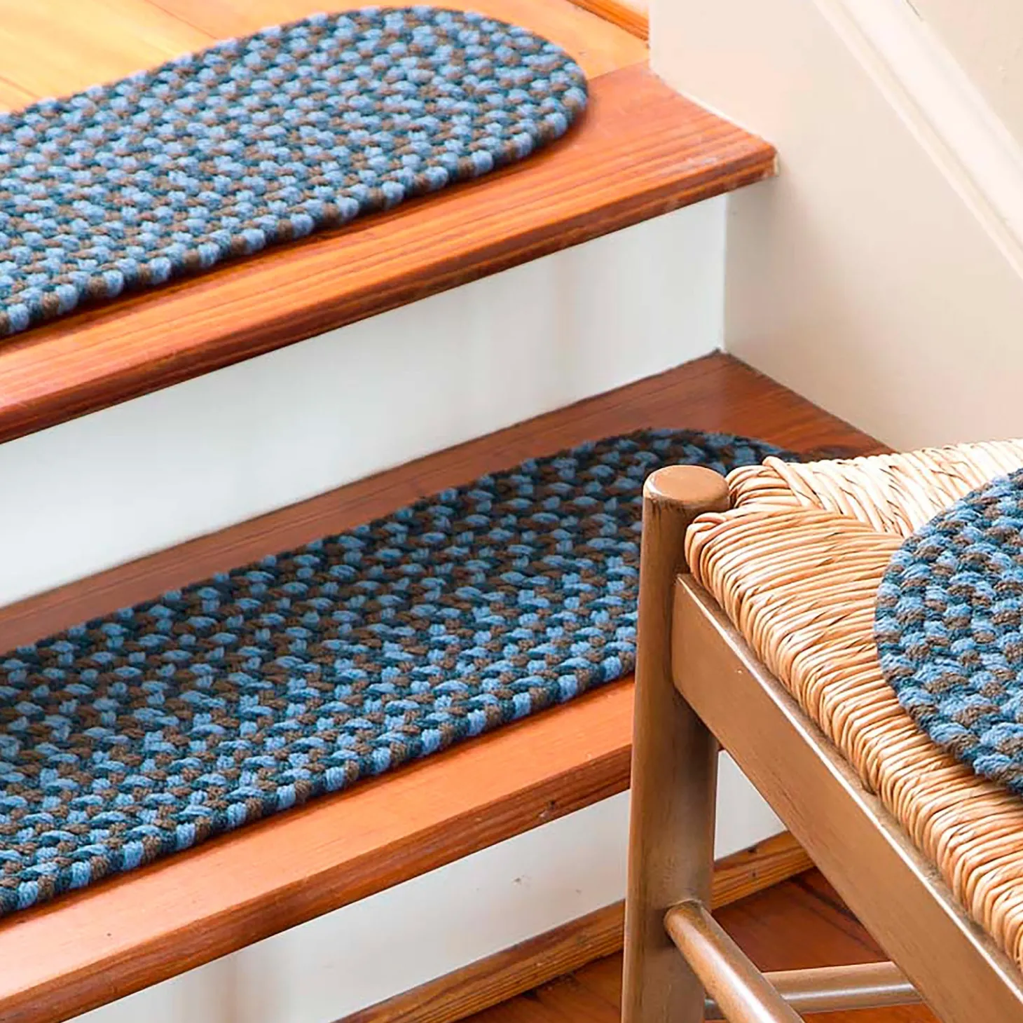 Stair Treads | Braided Rugs>Plow & Hearth Indoor/Outdoor Braided Polypro Roanoke Stair Treads, Set of 4