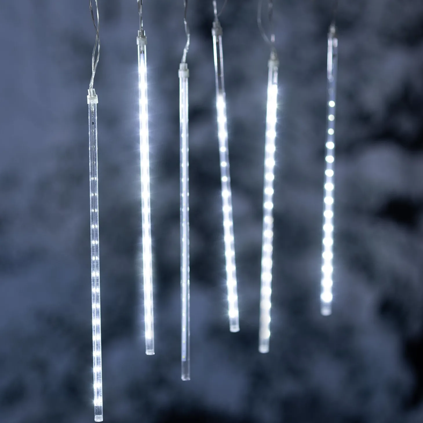 String Lights>Plow & Hearth Indoor/Outdoor Electric Icicle Chasing Lights with Cool White LEDs