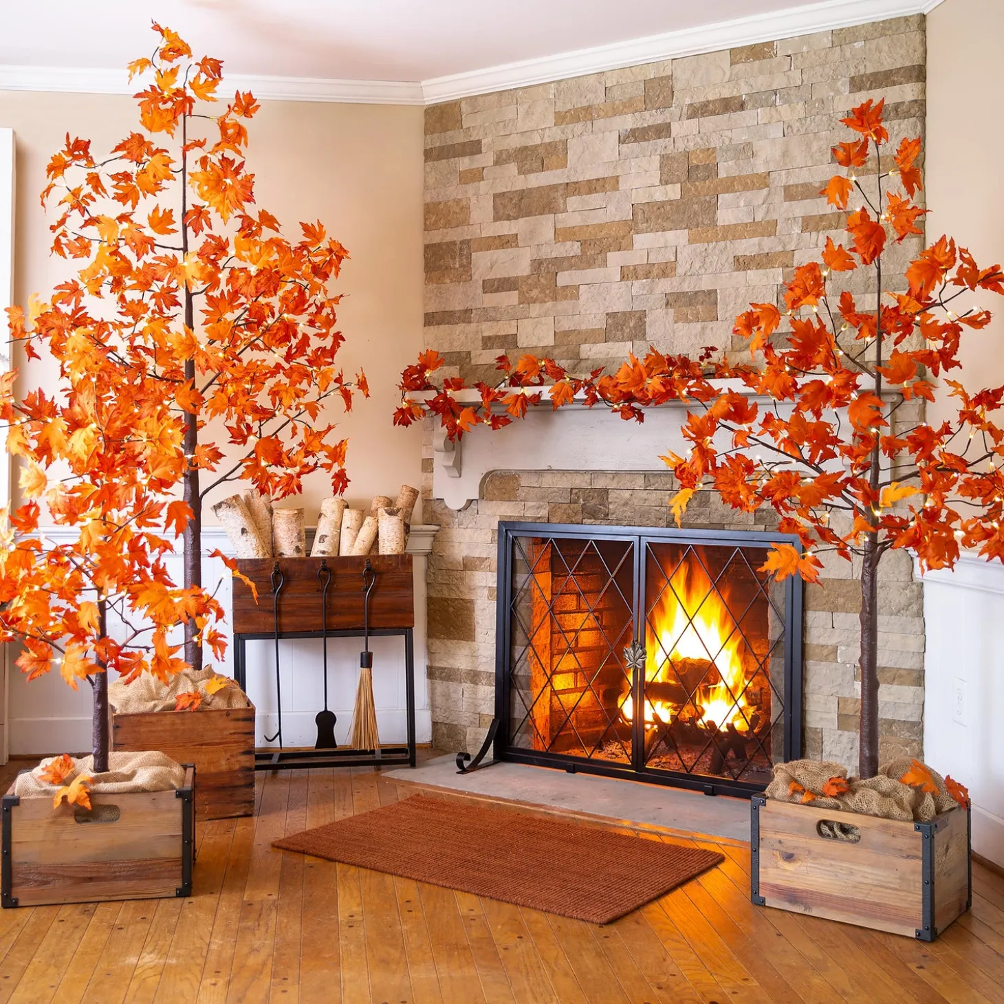 Lighted Trees & Garlands>Plow & Hearth Indoor/Outdoor Electric Lighted Maple Tree, 6'H with 96 Lights