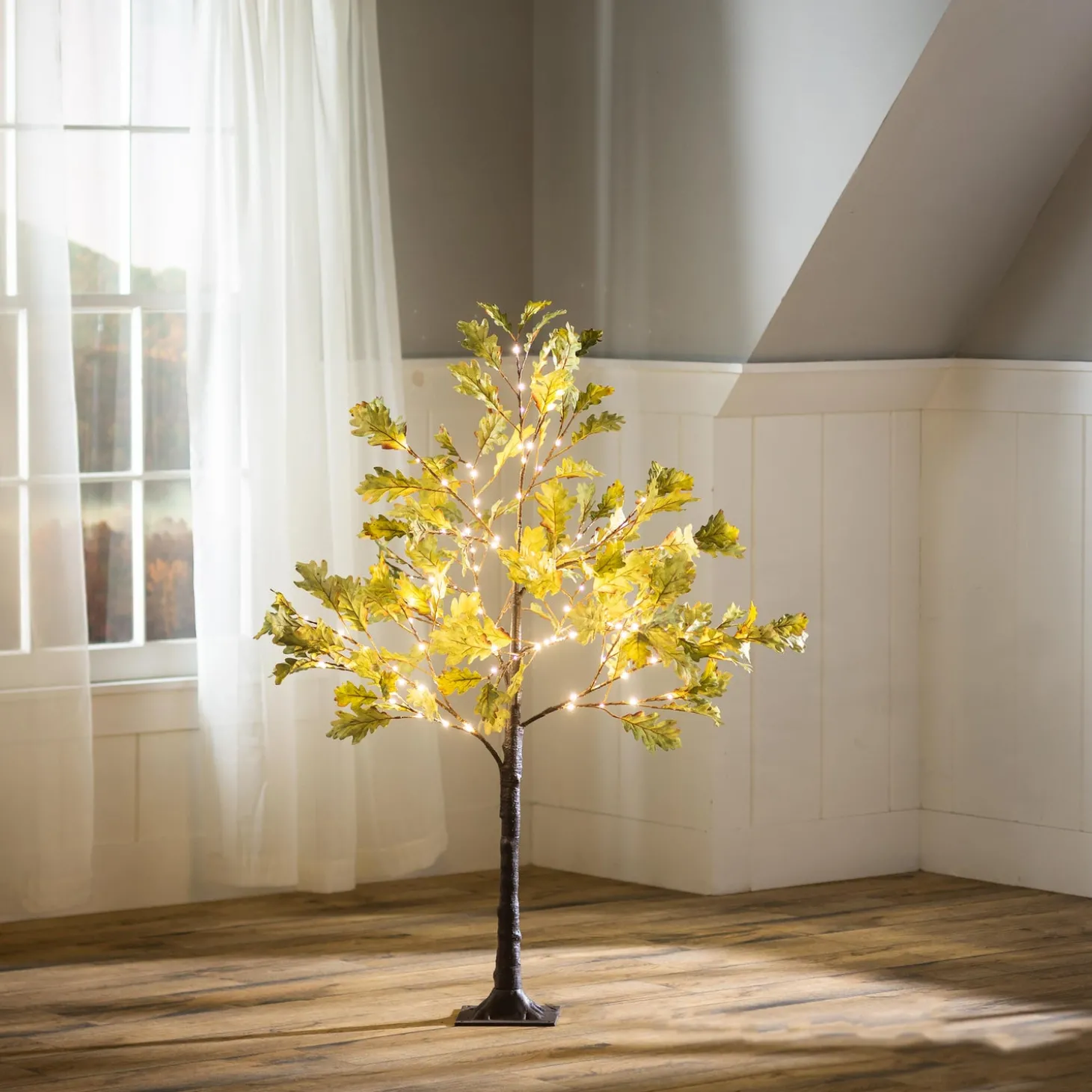 Lighted Trees & Garlands>Plow & Hearth Indoor/Outdoor Electric Lighted Moss Oak Tree, 4'H with 108 lights