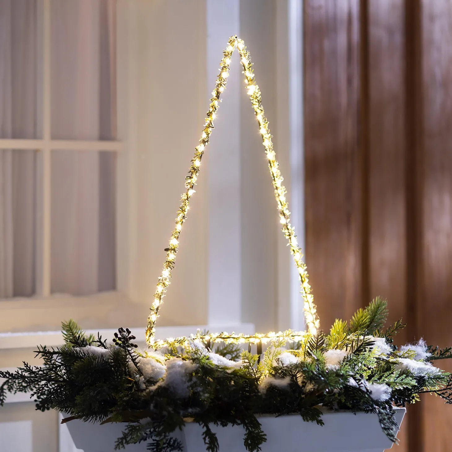 Garden Stakes | Lighted Garden Decorations>Plow & Hearth Indoor/Outdoor Electric Lighted 18"H Frosted Greens Holiday Tree