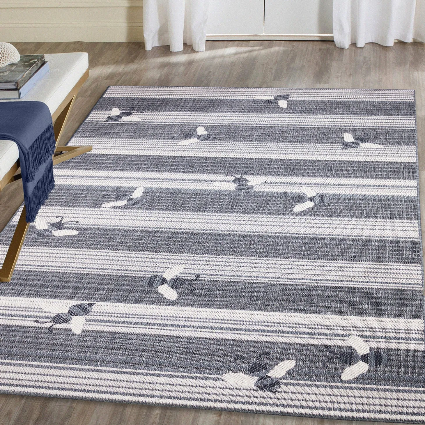 Area Rugs>Plow & Hearth Indoor/Outdoor Honey Bees Rug, 7'10" x 9'10" Navy