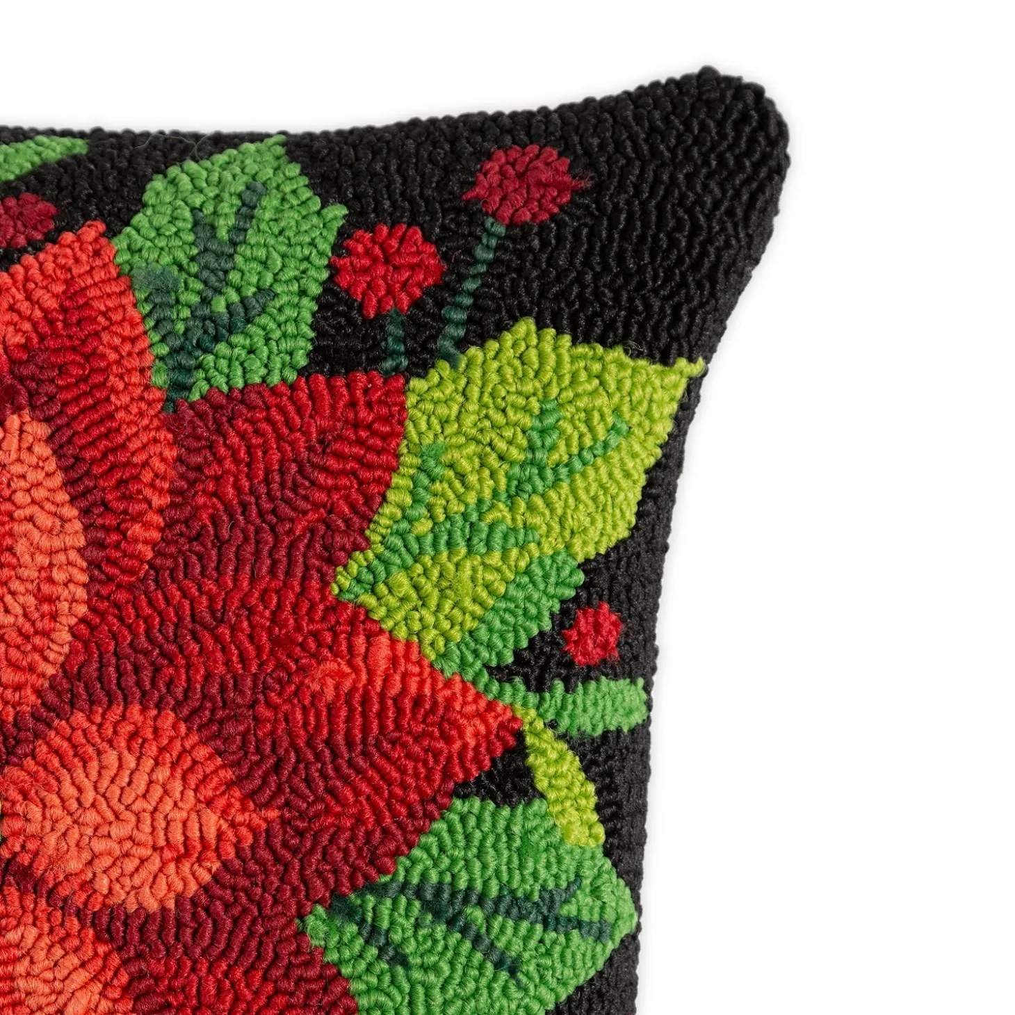 Outdoor Throw Pillows | Decorative Pillows>Plow & Hearth Indoor/Outdoor Hooked Polypropylene Poinsettia Throw Pillow
