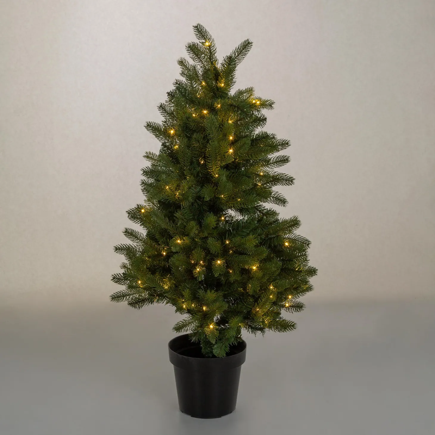 Lighted Trees & Garlands>Plow & Hearth Indoor/Outdoor Keswick Potted Pine Tree with Warm White LEDs