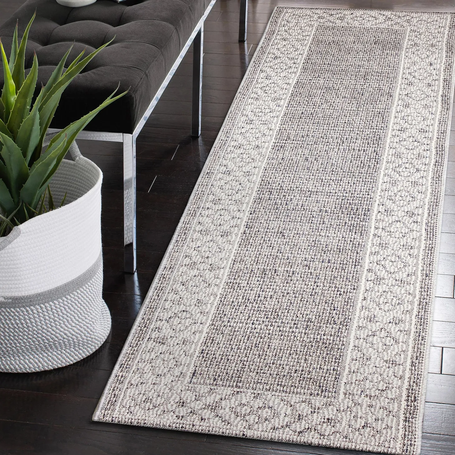 Area Rugs>Plow & Hearth Indoor/Outdoor Kitty Hawk Border Rug, 6'9" x 9'4"