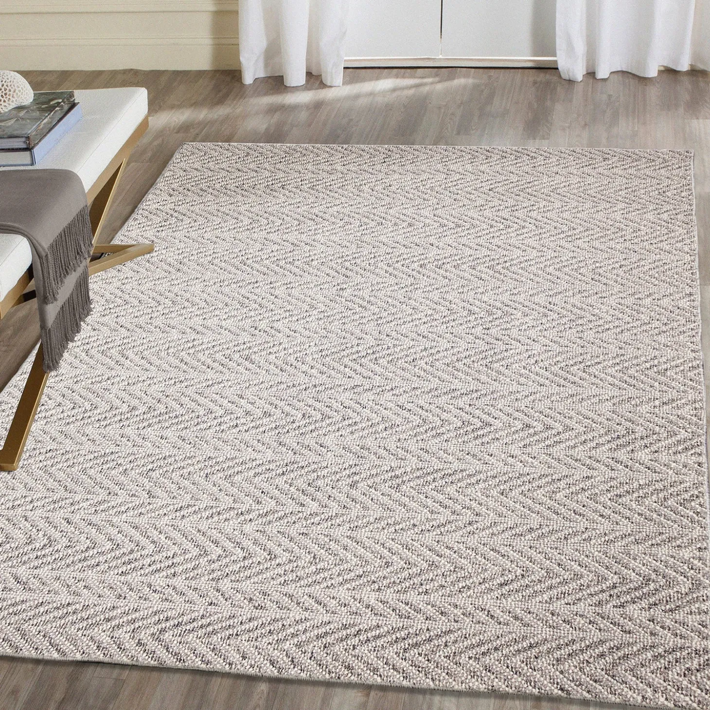 Area Rugs>Plow & Hearth Indoor/Outdoor Kitty Hawk Chevron Rug, 5'3" x 7'3" Silver