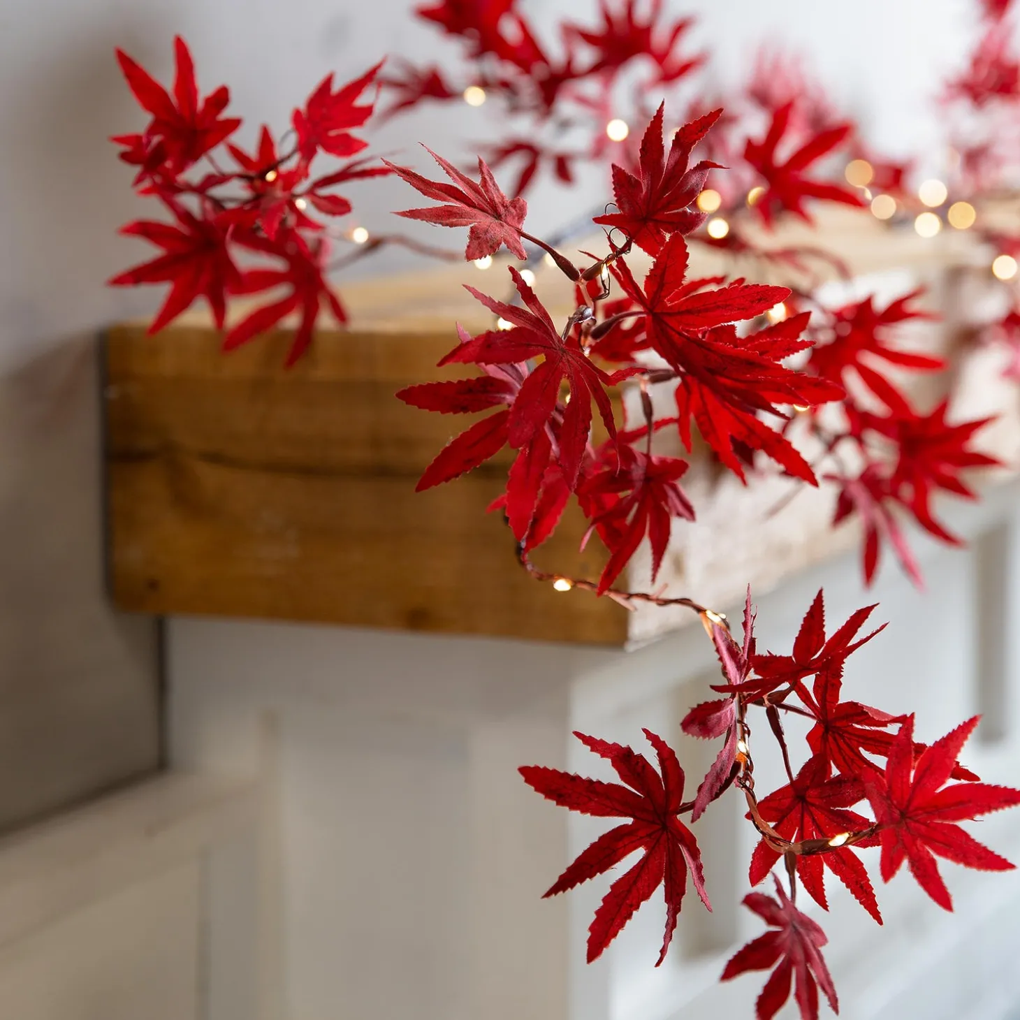 Faux Flowers & Plants | Lighted Trees & Garlands>Plow & Hearth Indoor/Outdoor Lighted Japanese Maple Leaf Garland with 70 Lights