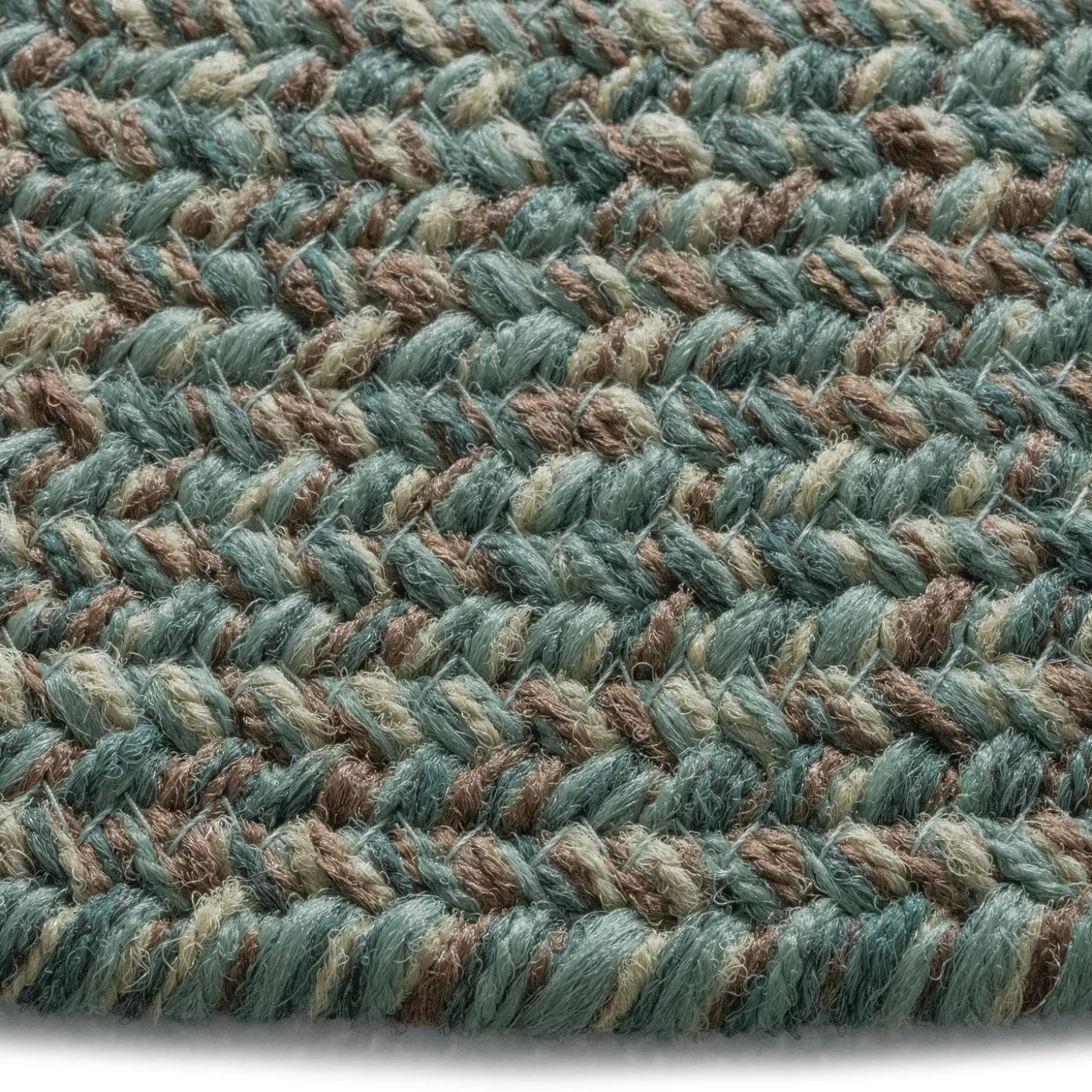 Area Rugs>Plow & Hearth Indoor/Outdoor Oval Pine Creek Braided Polypropylene Rug, 5'6" Round