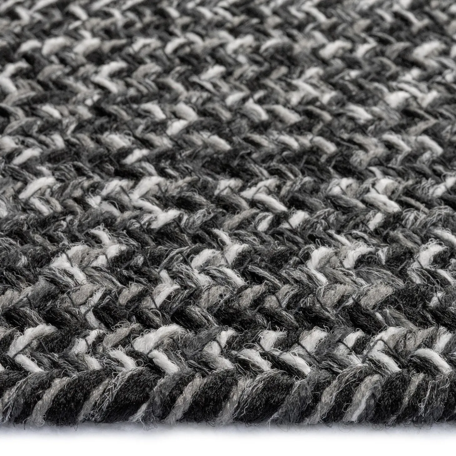 Area Rugs>Plow & Hearth Indoor/Outdoor Oval Pine Creek Braided Polypropylene Rug, 2'7" x 9' Runner