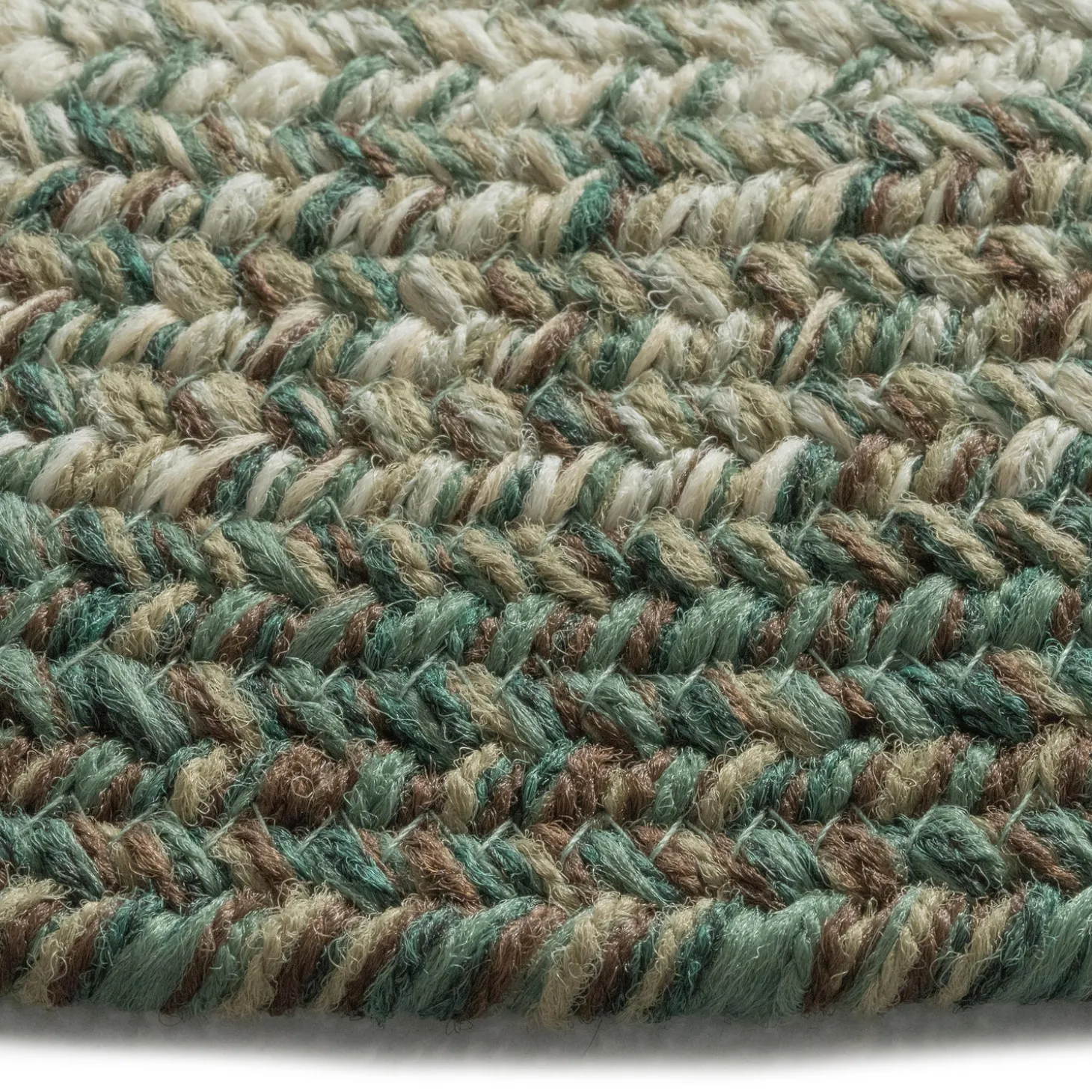 Area Rugs>Plow & Hearth Indoor/Outdoor Oval Woodridge Braided Polypropylene Rug, 7'6" Round