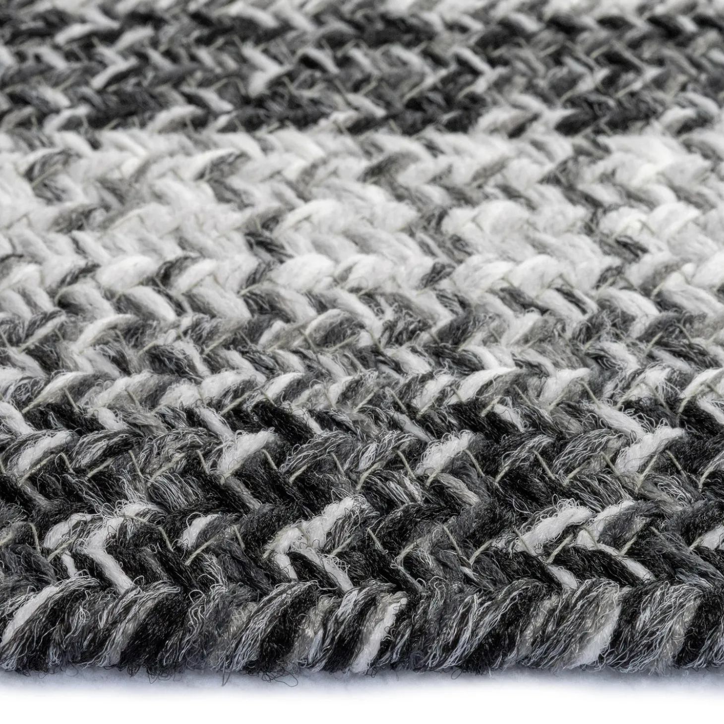 Area Rugs>Plow & Hearth Indoor/Outdoor Oval Woodridge Braided Polypropylene Rug, 2'7" x 9' Runner