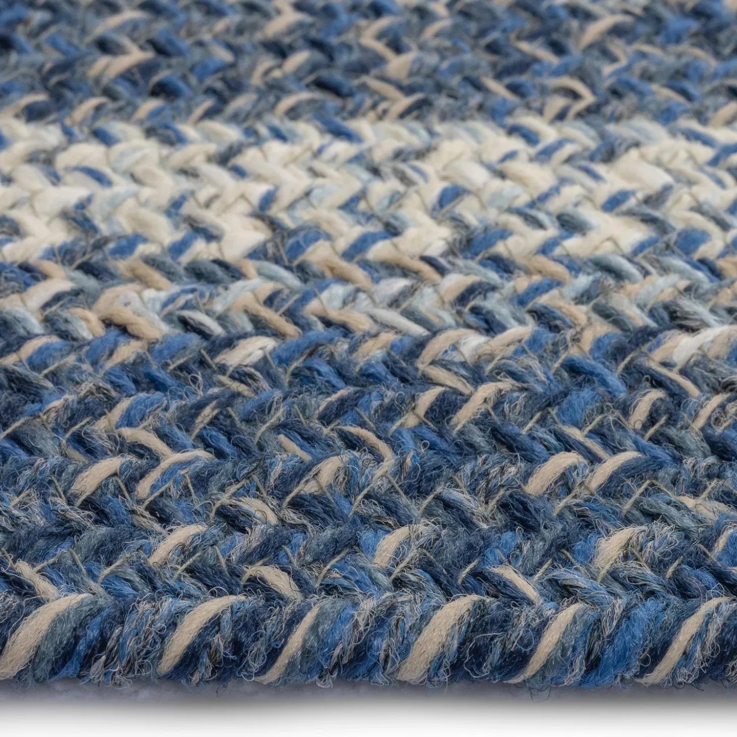 Area Rugs>Plow & Hearth Indoor/Outdoor Oval Woodridge Braided Polypropylene Rug, 2'7" x 9' Runner