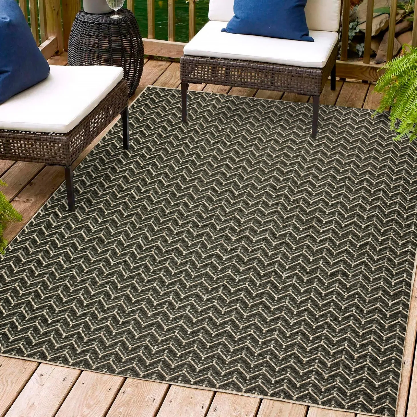 Area Rugs>Plow & Hearth Indoor/Outdoor Santa Anna Chevron Rug, 20" x 30"