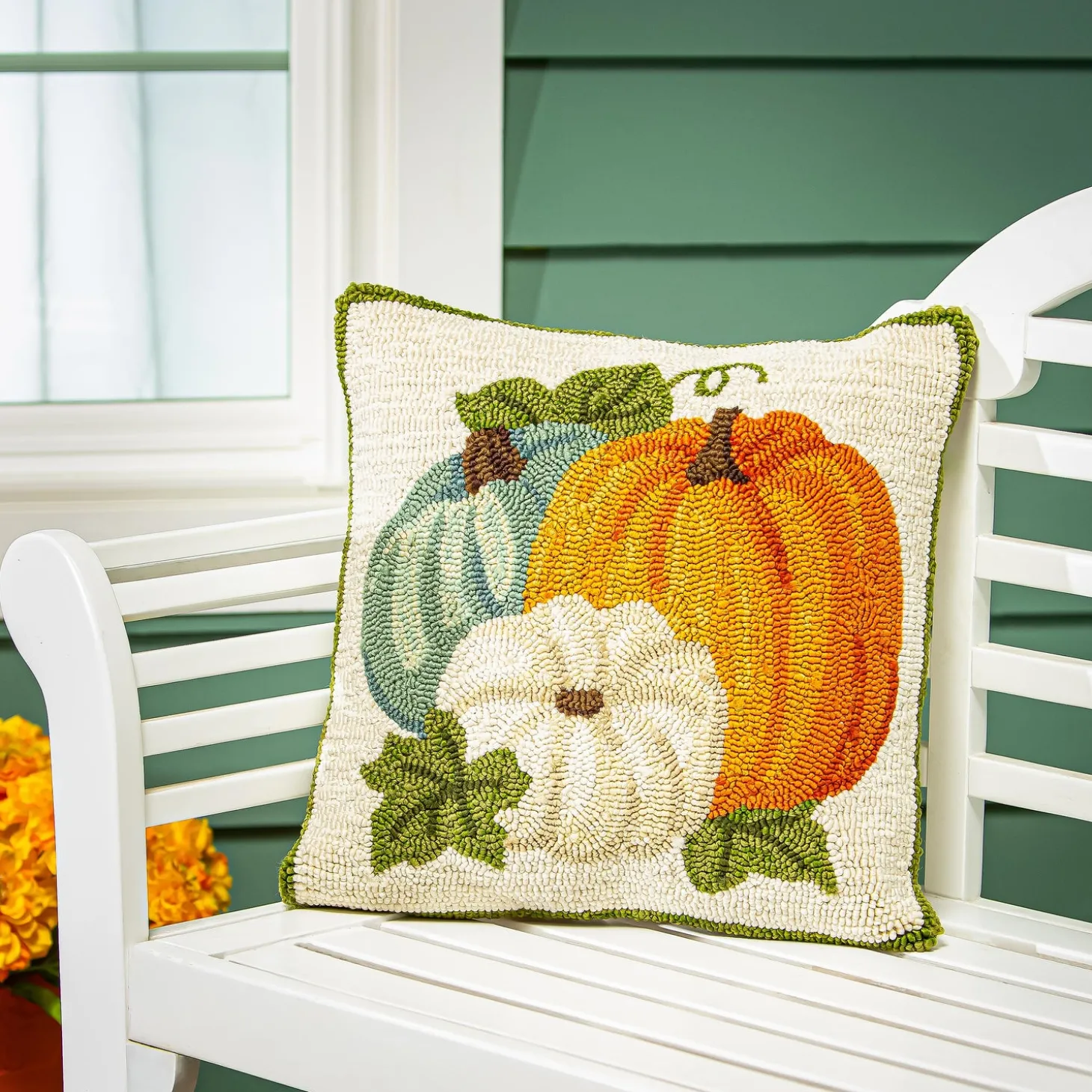 Outdoor Throw Pillows | Decorative Pillows>Plow & Hearth Indoor/Outdoor Shaped Pumpkins Hooked Polypropylene Throw Pillow 18"x18"
