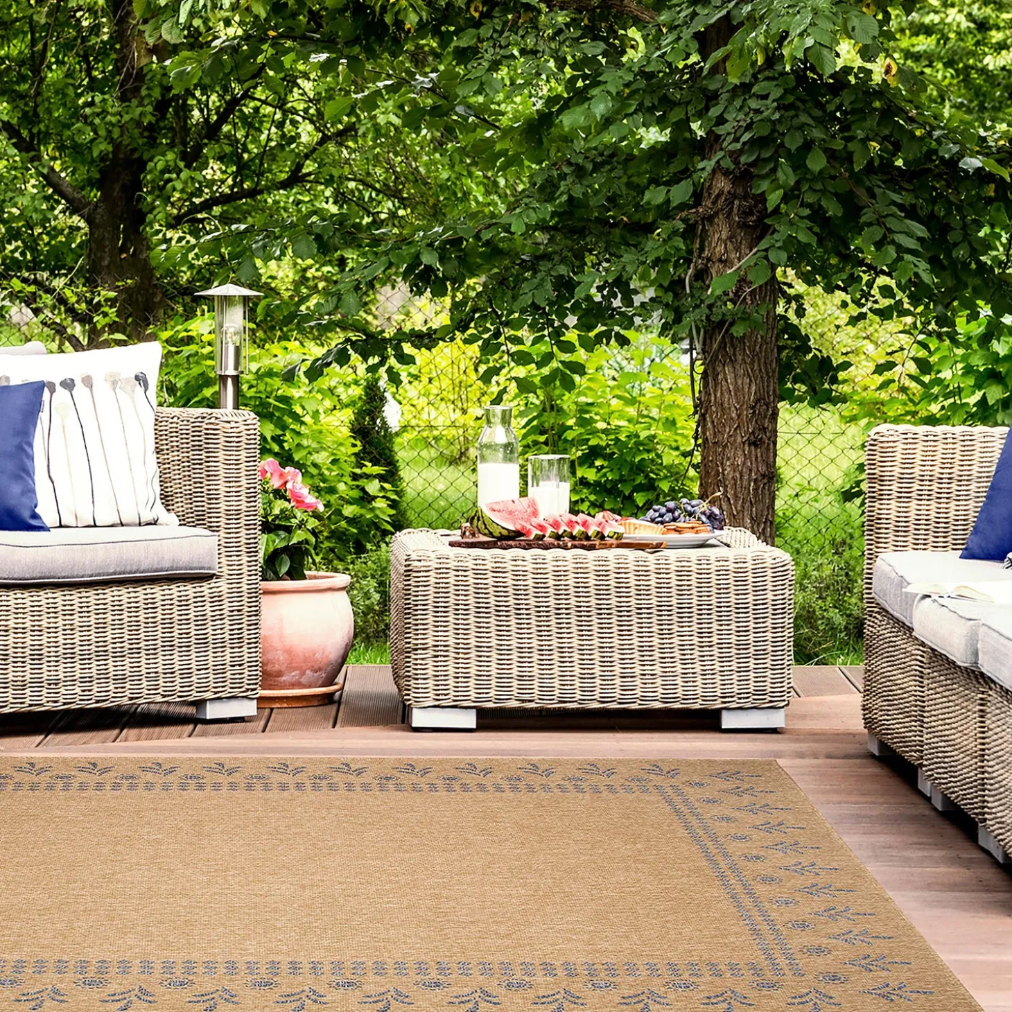 Area Rugs>Plow & Hearth Indoor/Outdoor Toulouse Block Print Rug, 7'10" x 9'10"