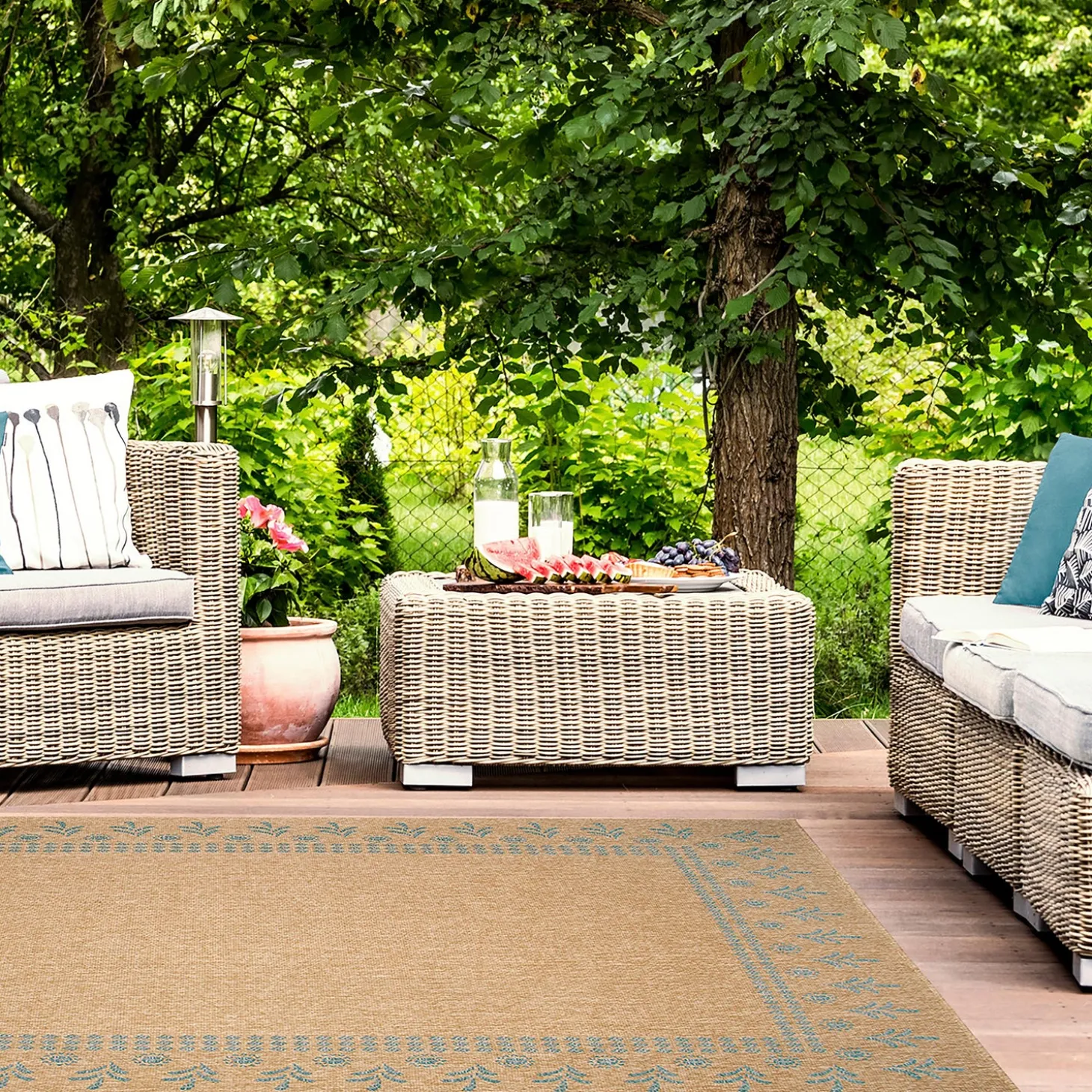 Area Rugs>Plow & Hearth Indoor/Outdoor Toulouse Block Print Rug, 7'10" x 9'10"