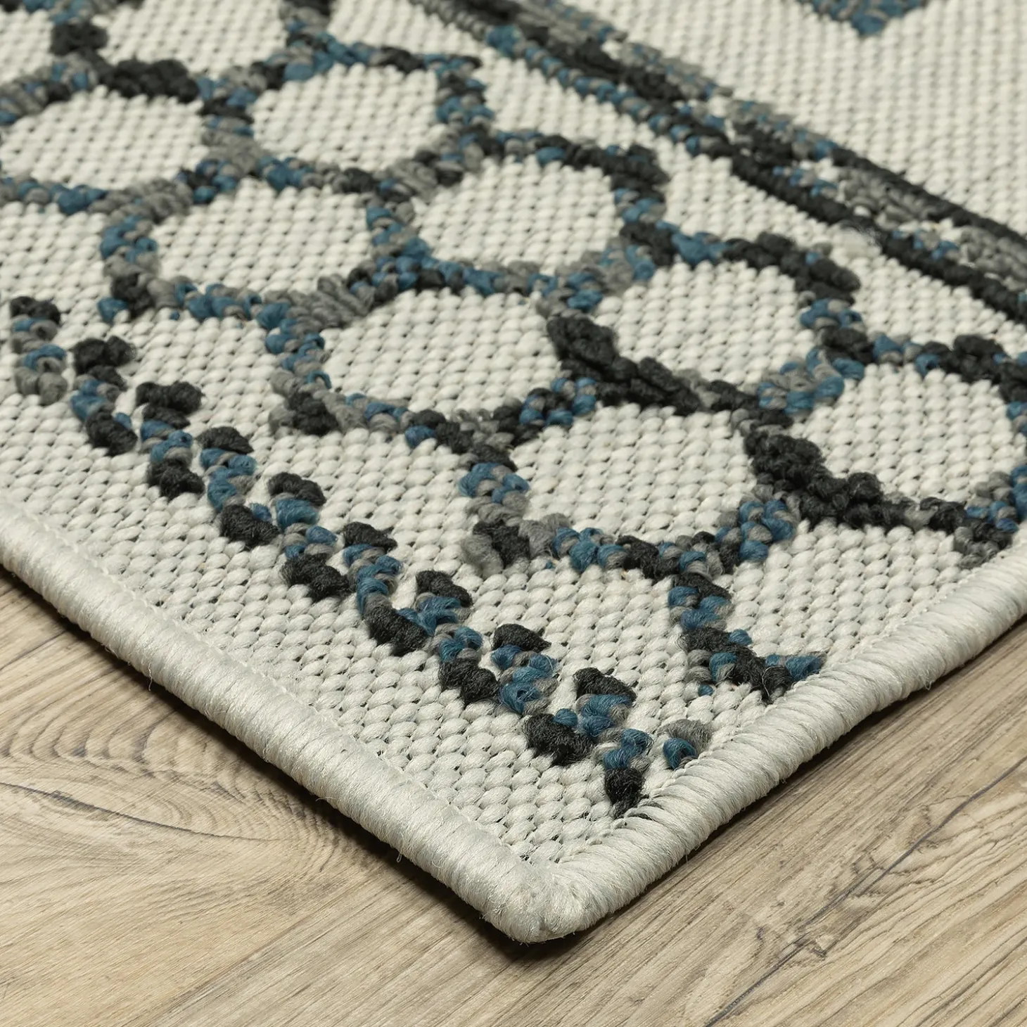 Area Rugs>Plow & Hearth Indoor/Outdoor York Desert Polypropylene Rug, 5'3" x 7'3" Blue