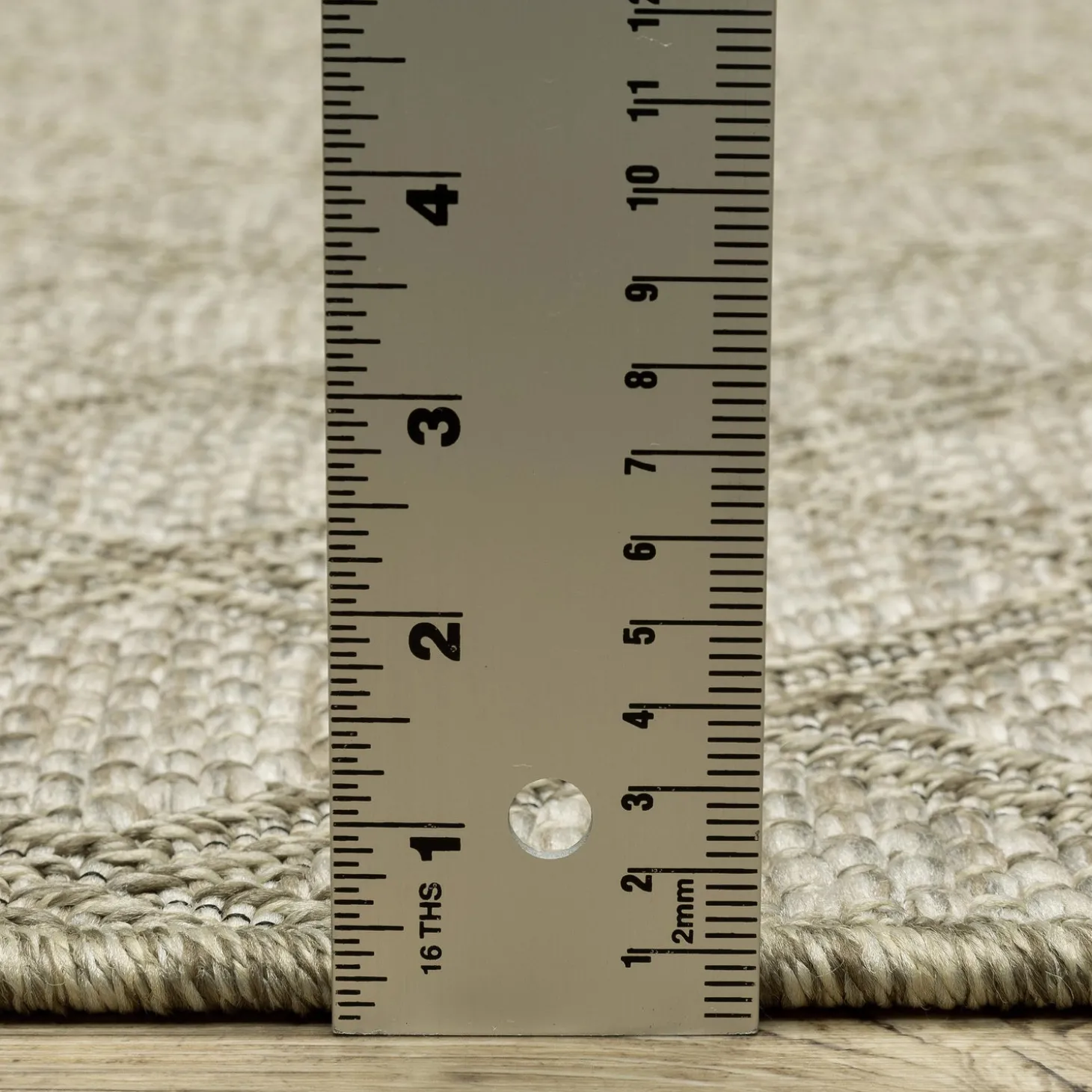Area Rugs>Plow & Hearth Indoor/Outdoor Yucatan Lattice Polypropylene Rug, 6'7" x 9'2" Beige