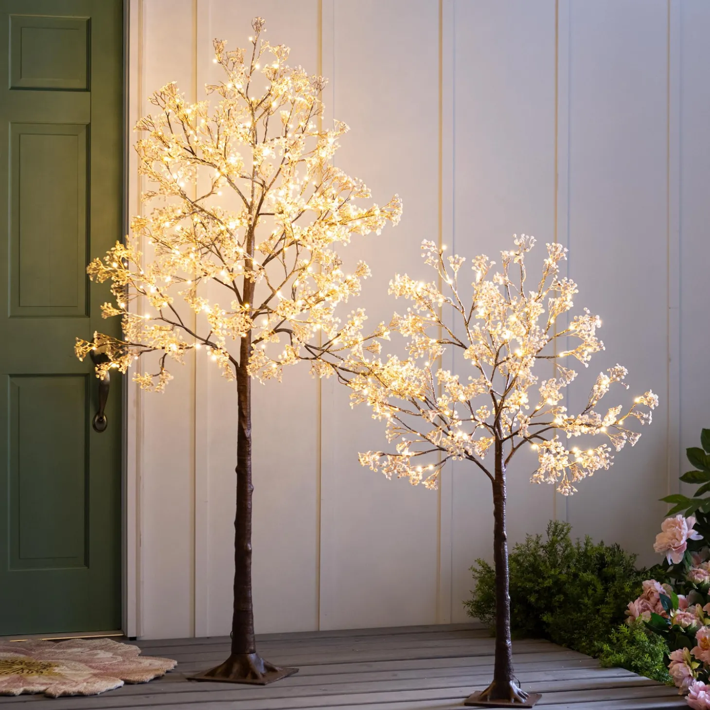 Lighted Trees & Garlands>Plow & Hearth Large Indoor/Outdoor Electric Lighted Baby's Breath Tree, 6'H