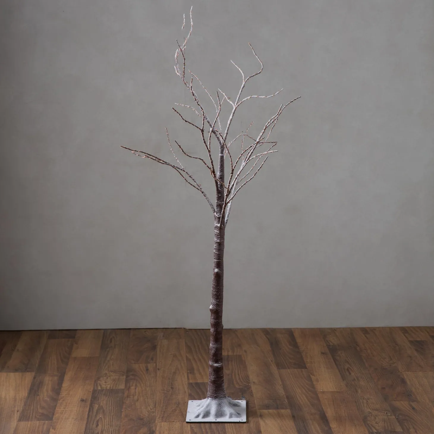 Lighted Trees & Garlands>Plow & Hearth Medium Indoor/Outdoor Birch Tree with 400 Warm White Lights Brown