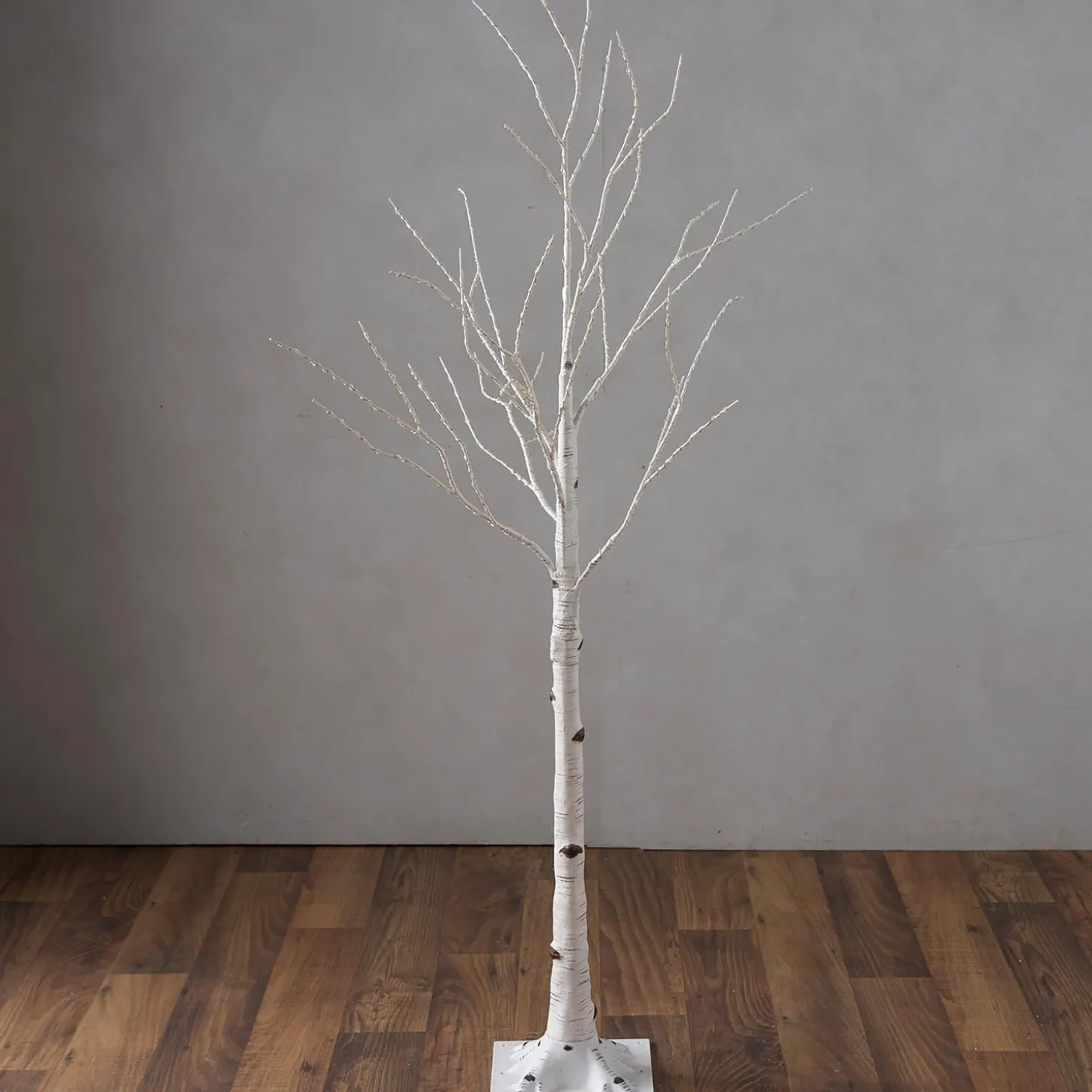 Lighted Trees & Garlands>Plow & Hearth Medium Indoor/Outdoor Birch Tree with 400 Warm Lights White