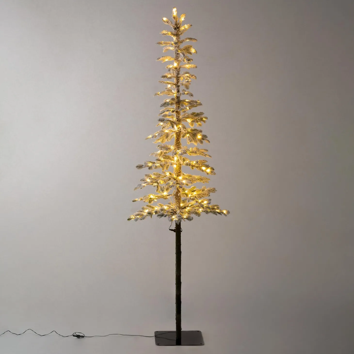 Lighted Trees & Garlands>Plow & Hearth 7' Monte Rosa Flocked Alpine Fir Christmas Tree with 200 Warm White LEDs
