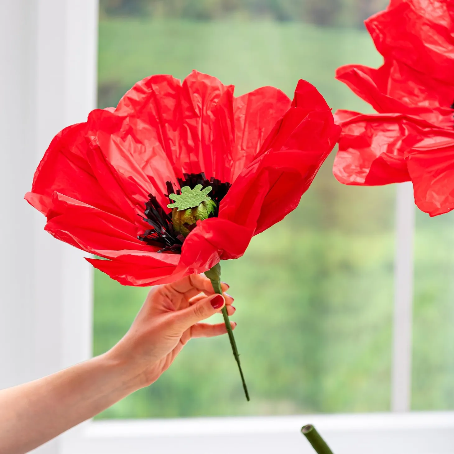 Decorative Accents | Faux Flowers & Plants>Plow & Hearth Poppy Flower Paper Artificial Décor, 56"H