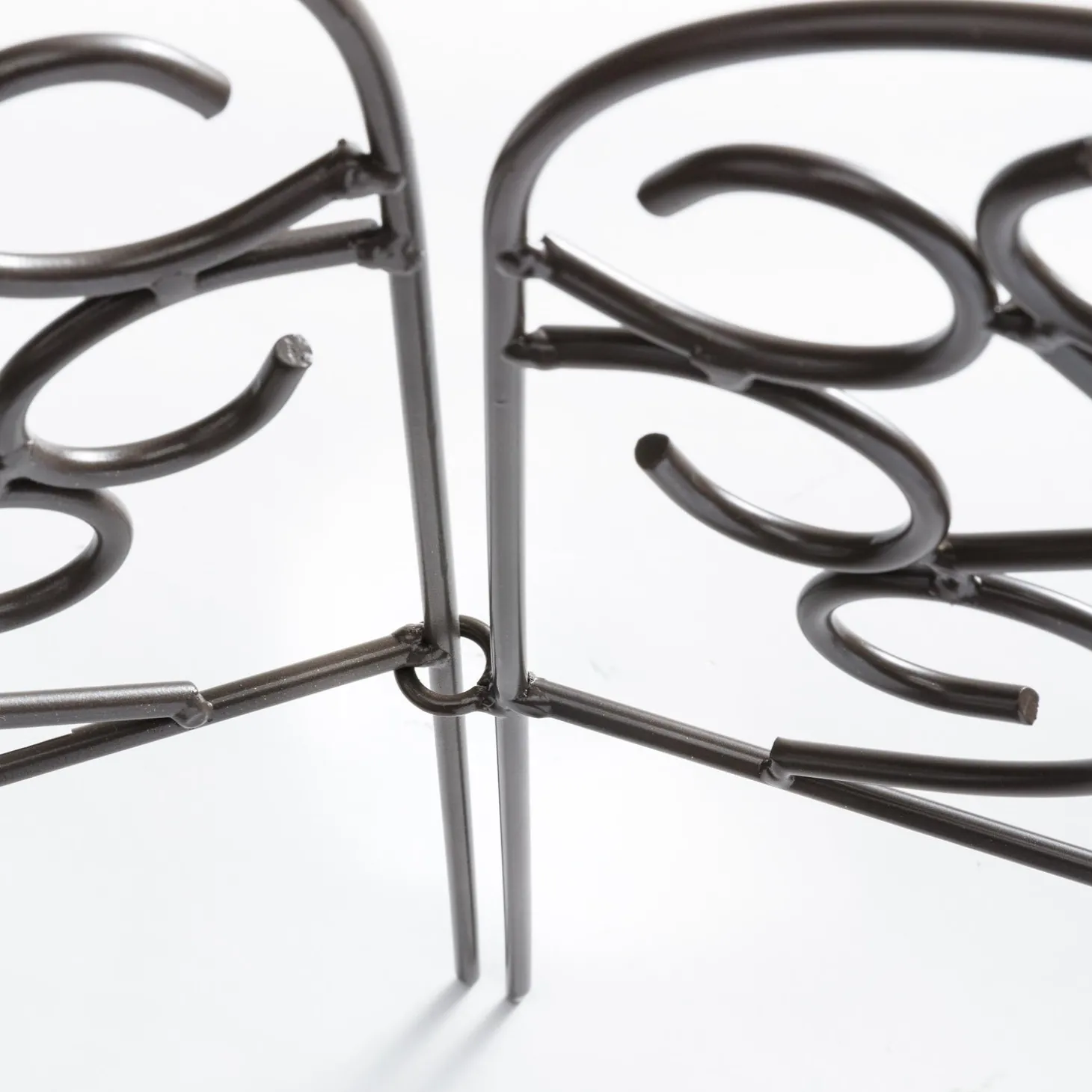 Garden Fencing & Edging>Plow & Hearth Scrollwork Wrought Iron Edging with Ground Stakes and Gunmetal Finish