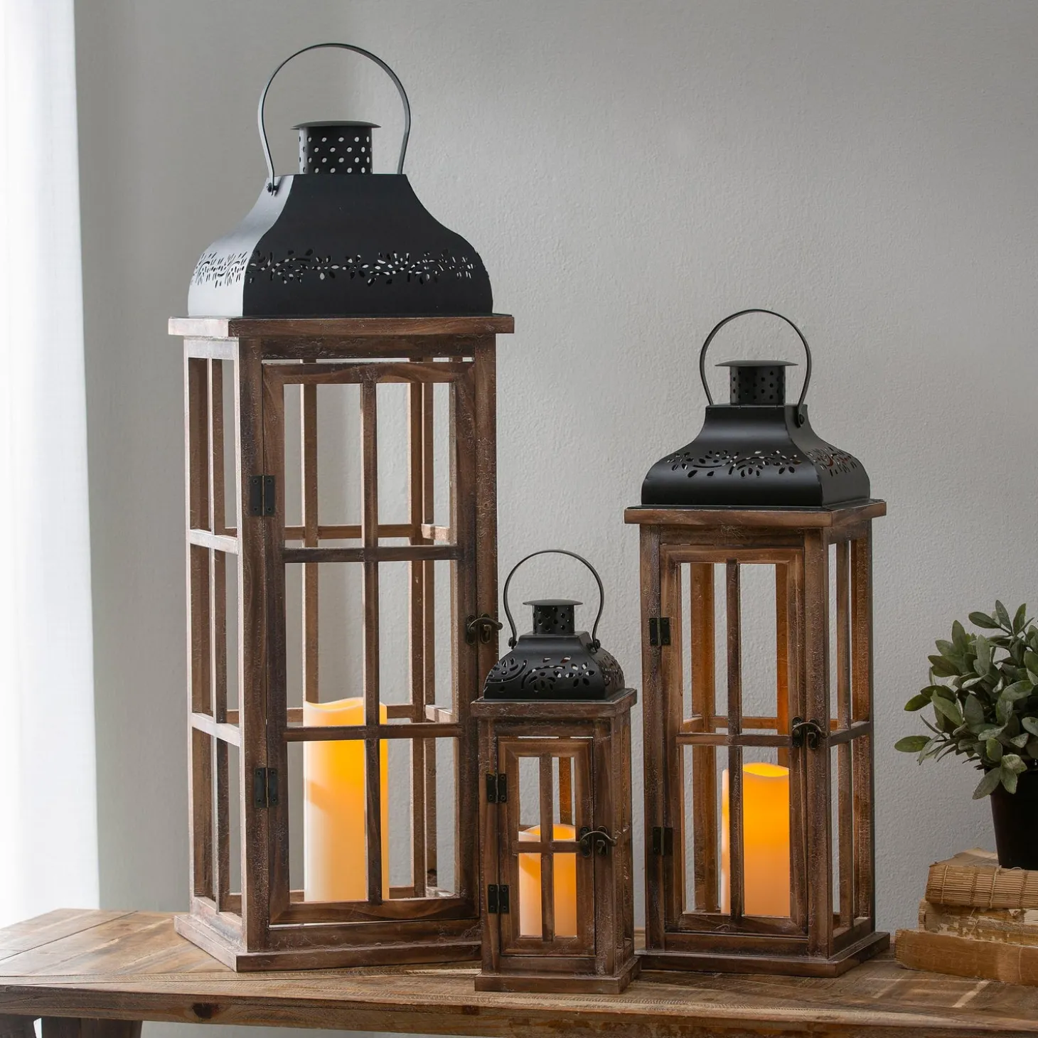 Candles & Lanterns>Plow & Hearth Set of 3 Nested Wood and Metal Lanterns w LED Candle