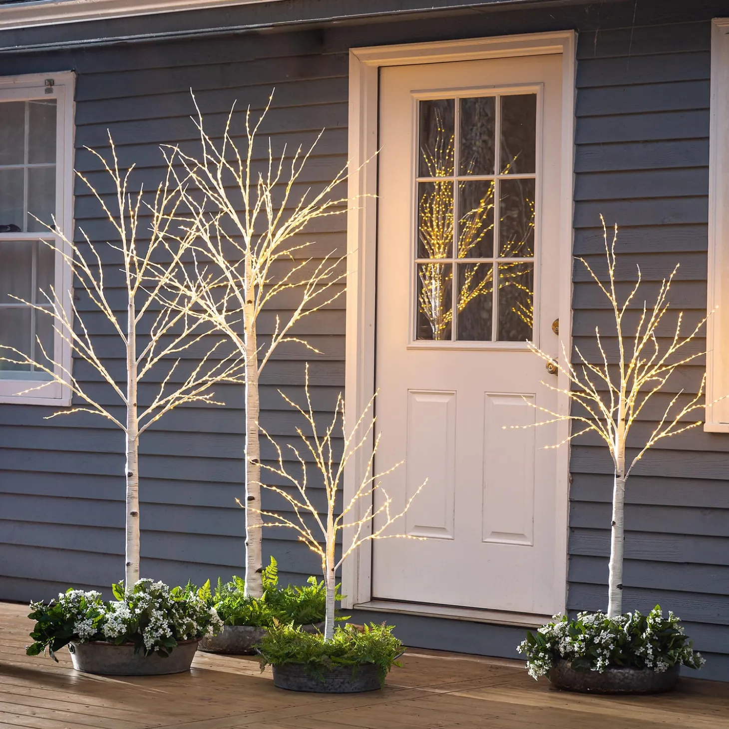 Lighted Trees & Garlands>Plow & Hearth Small Indoor/Outdoor Birch Tree with 300 Warm Lights White
