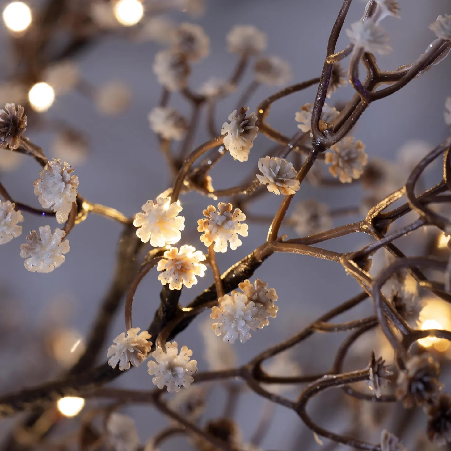 Lighted Trees & Garlands>Plow & Hearth Small Indoor/Outdoor Electric Lighted Baby's Breath Tree, 4'H